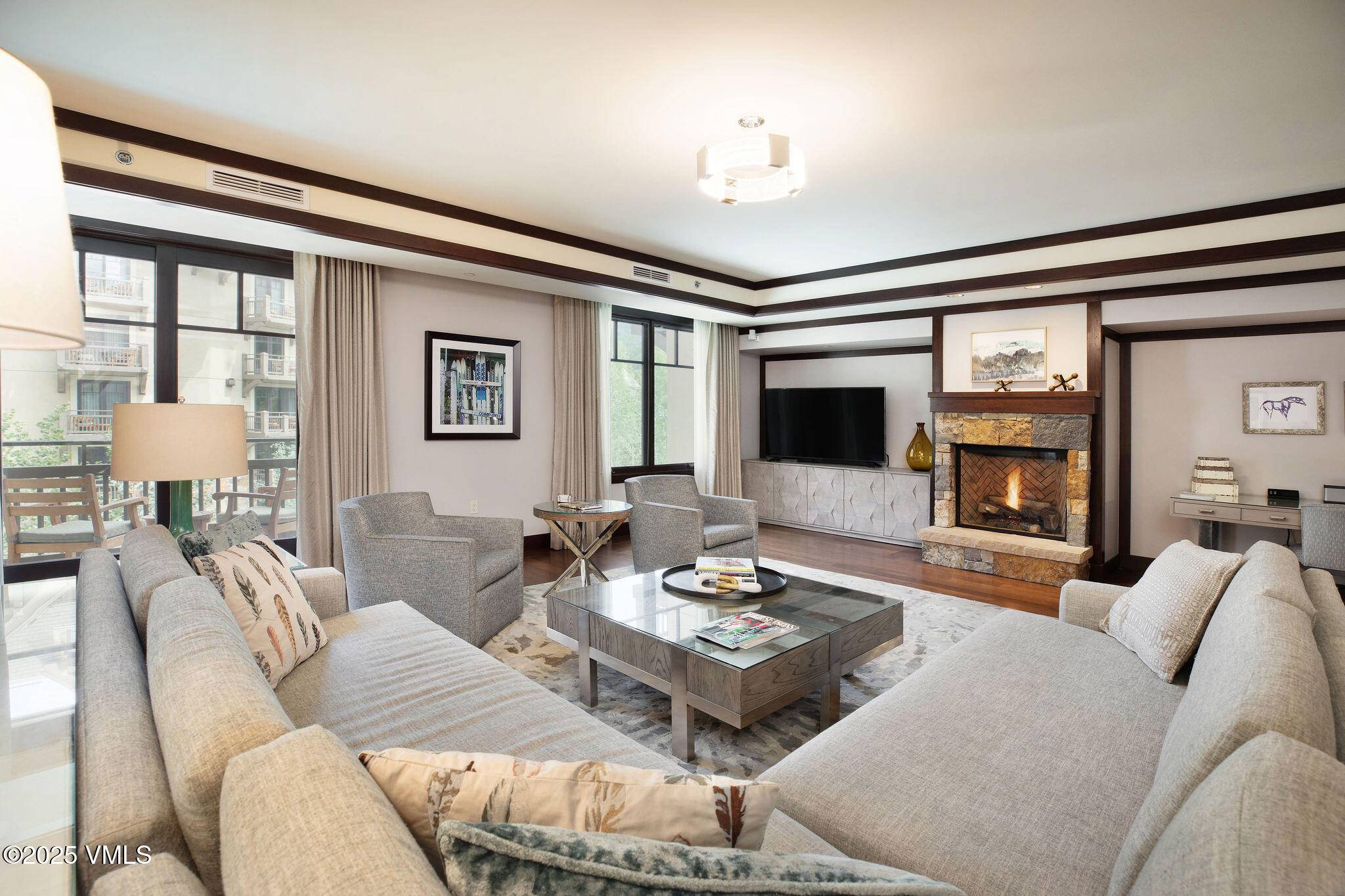 Vail, CO 81657,1 Vail RD 5102H