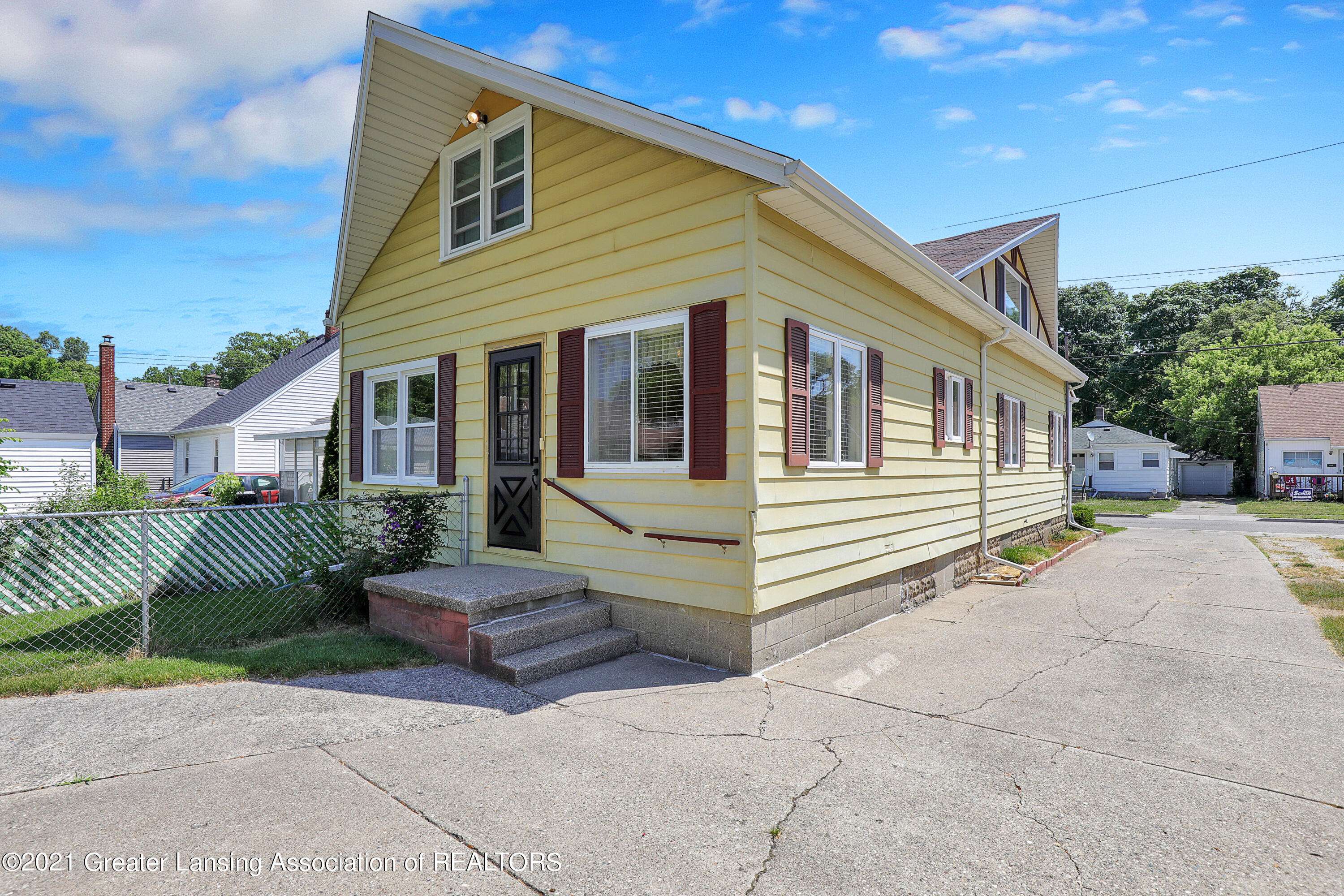 Lansing, MI 48910,2112 Stirling Avenue, Lansing, MI 48910