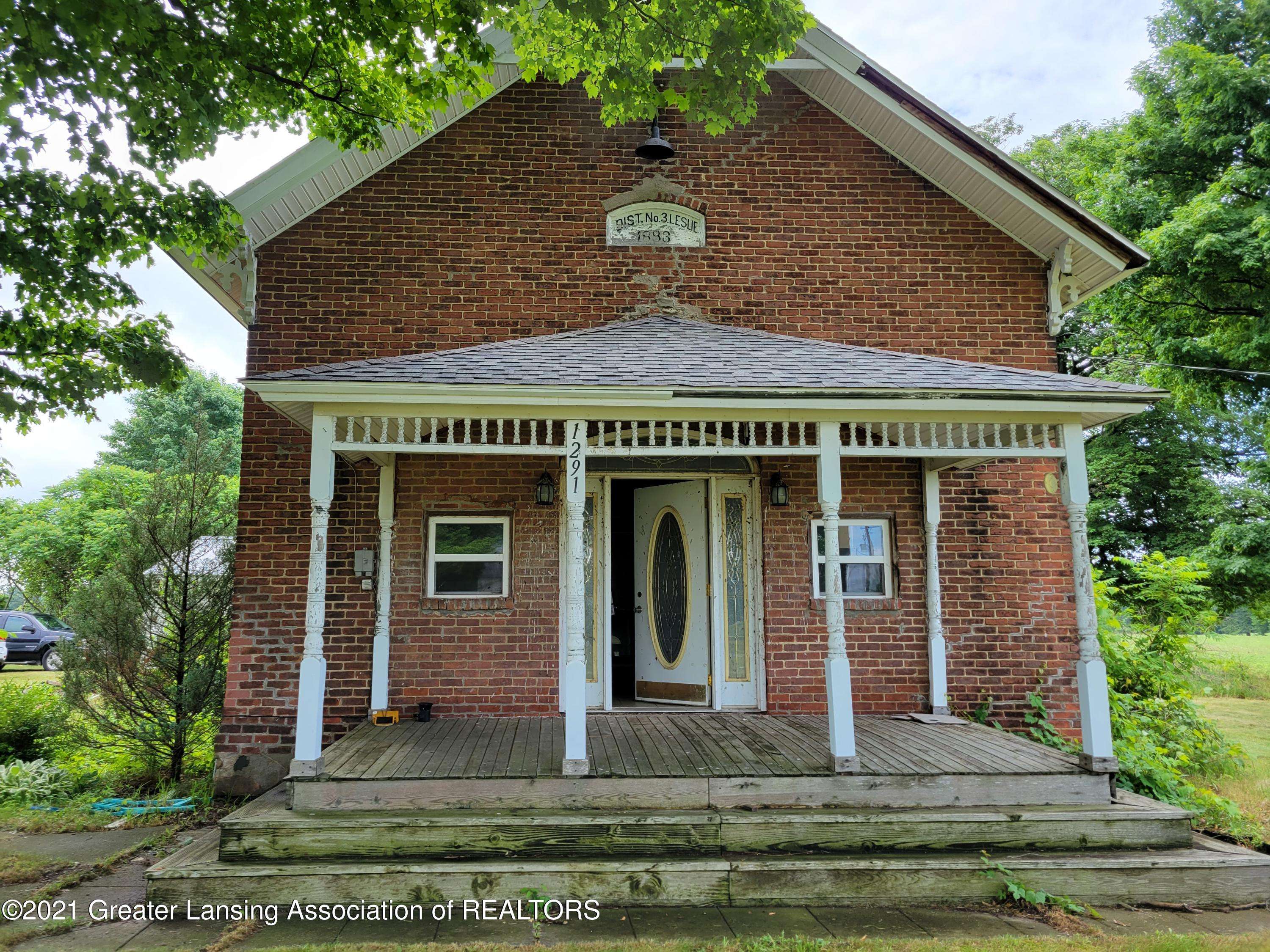 Leslie, MI 49251,1291 E Kinneville RD