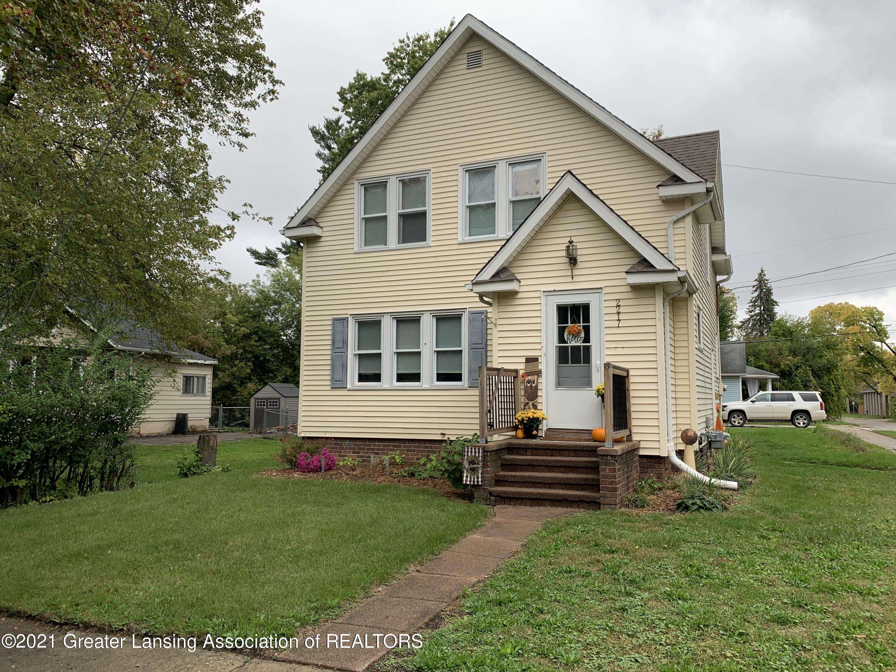 Lansing, MI 48910,2217 S Rundle Avenue, Lansing, MI 48910