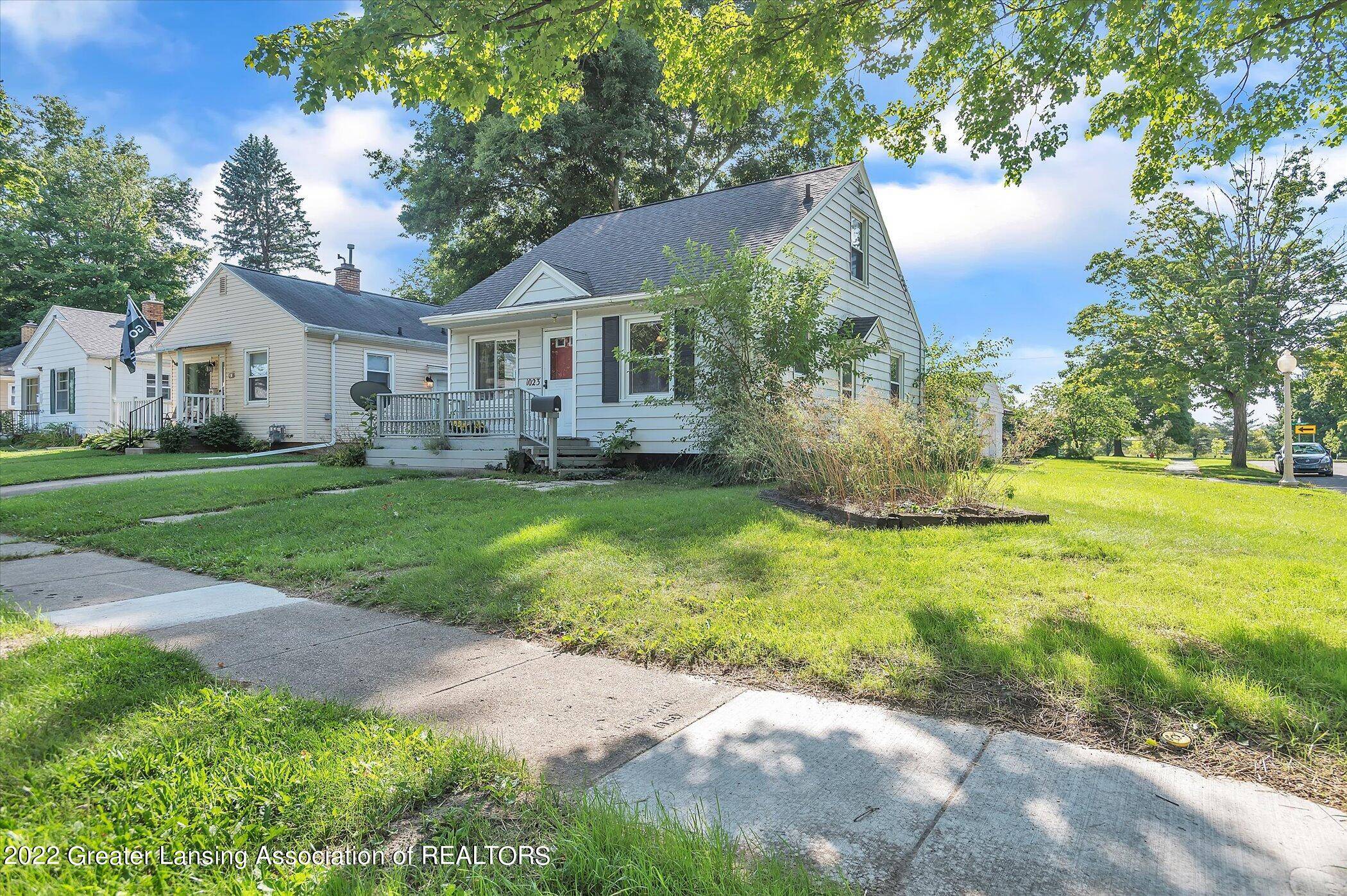 Lansing, MI 48915,1023 Durant ST