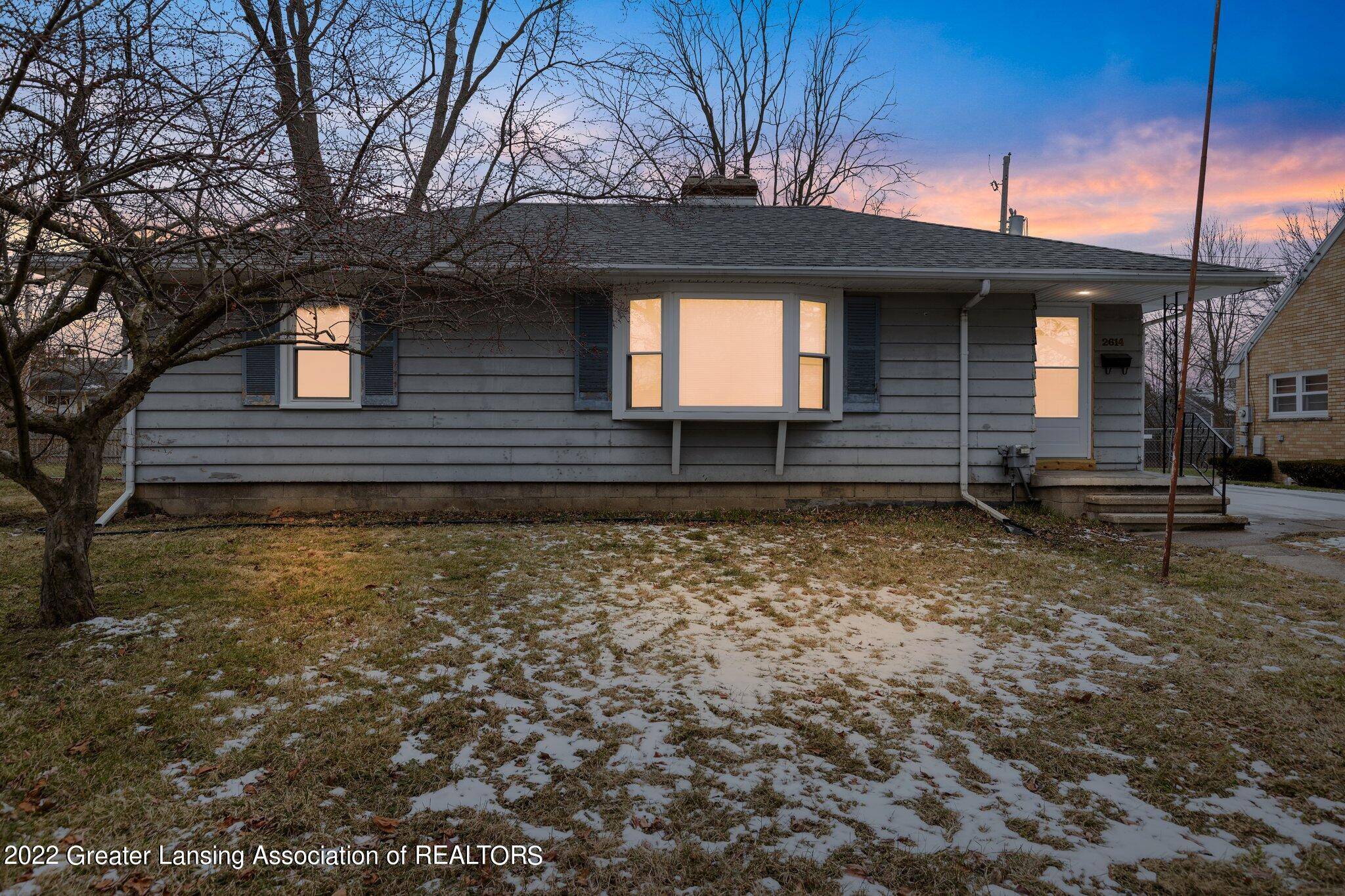 Lansing, MI 48910,2614 Fairfax Road, Lansing, MI 48910