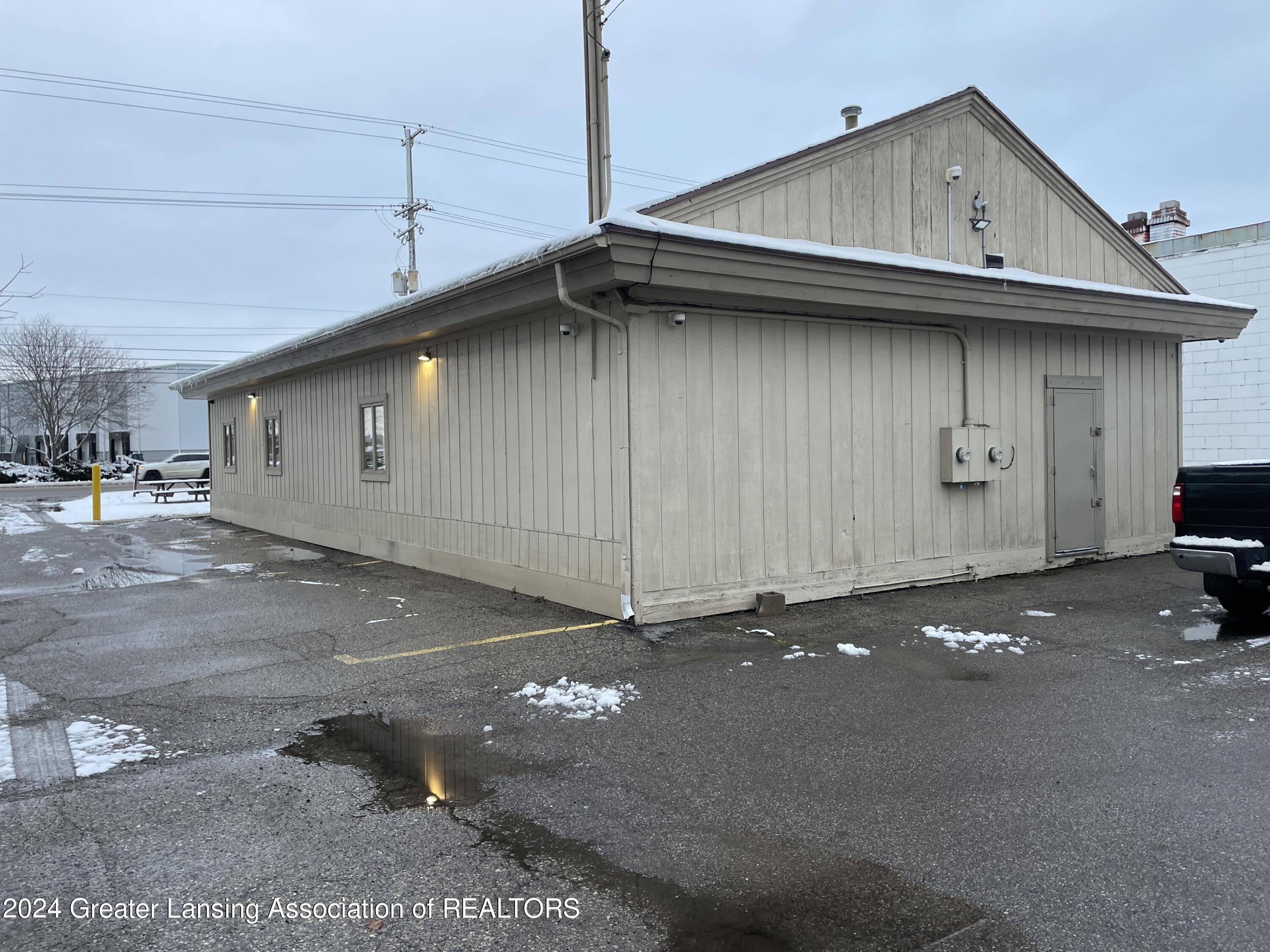 Lansing, MI 48906,4215 N Grand River Avenue, Lansing, MI 48906