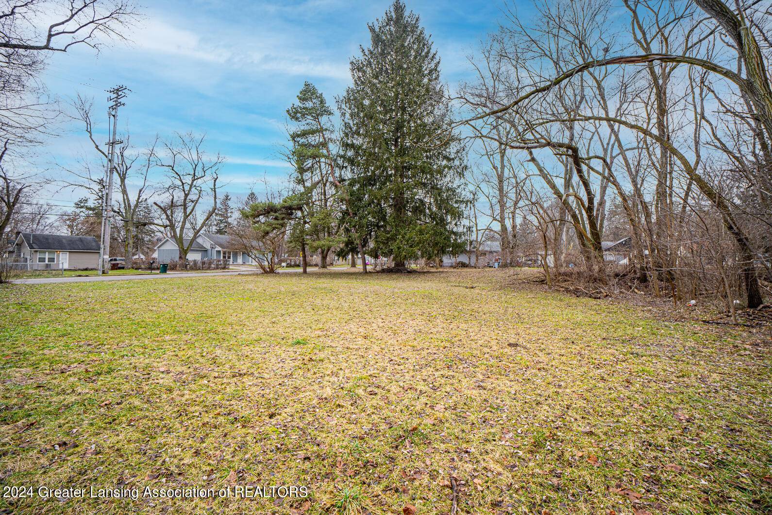 Lansing, MI 48910,Vl Hillcrest St.