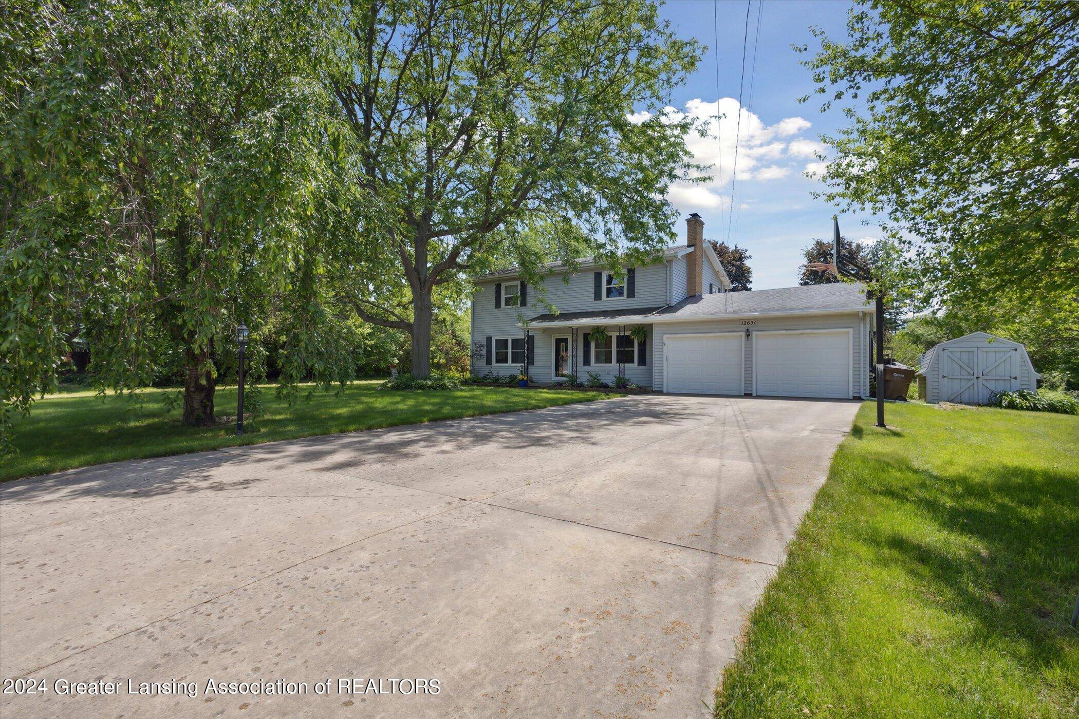 Grand Ledge, MI 48837,12651 Chippewa DR