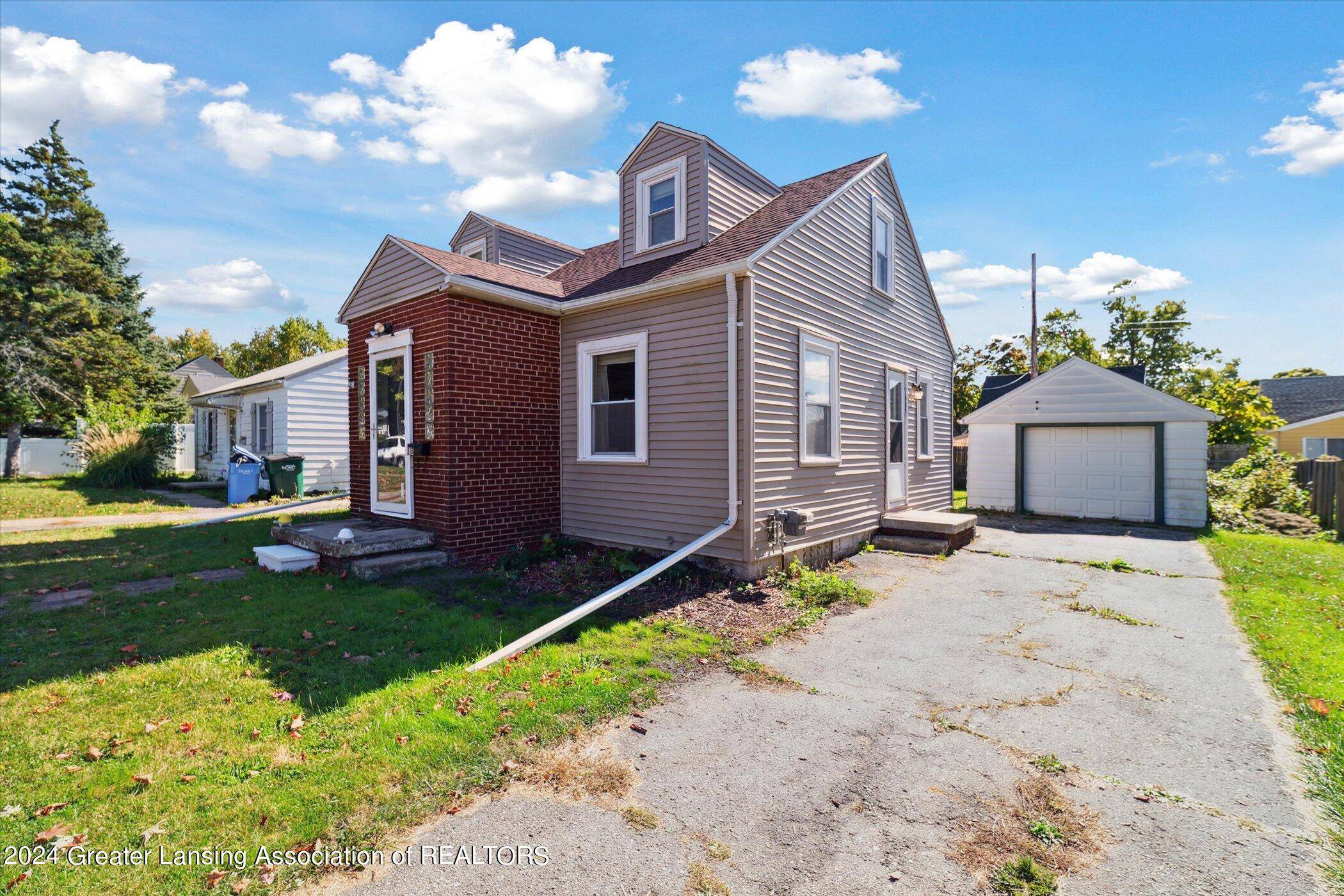 Lansing, MI 48910,518 Maplehill Avenue, Lansing, MI 48910