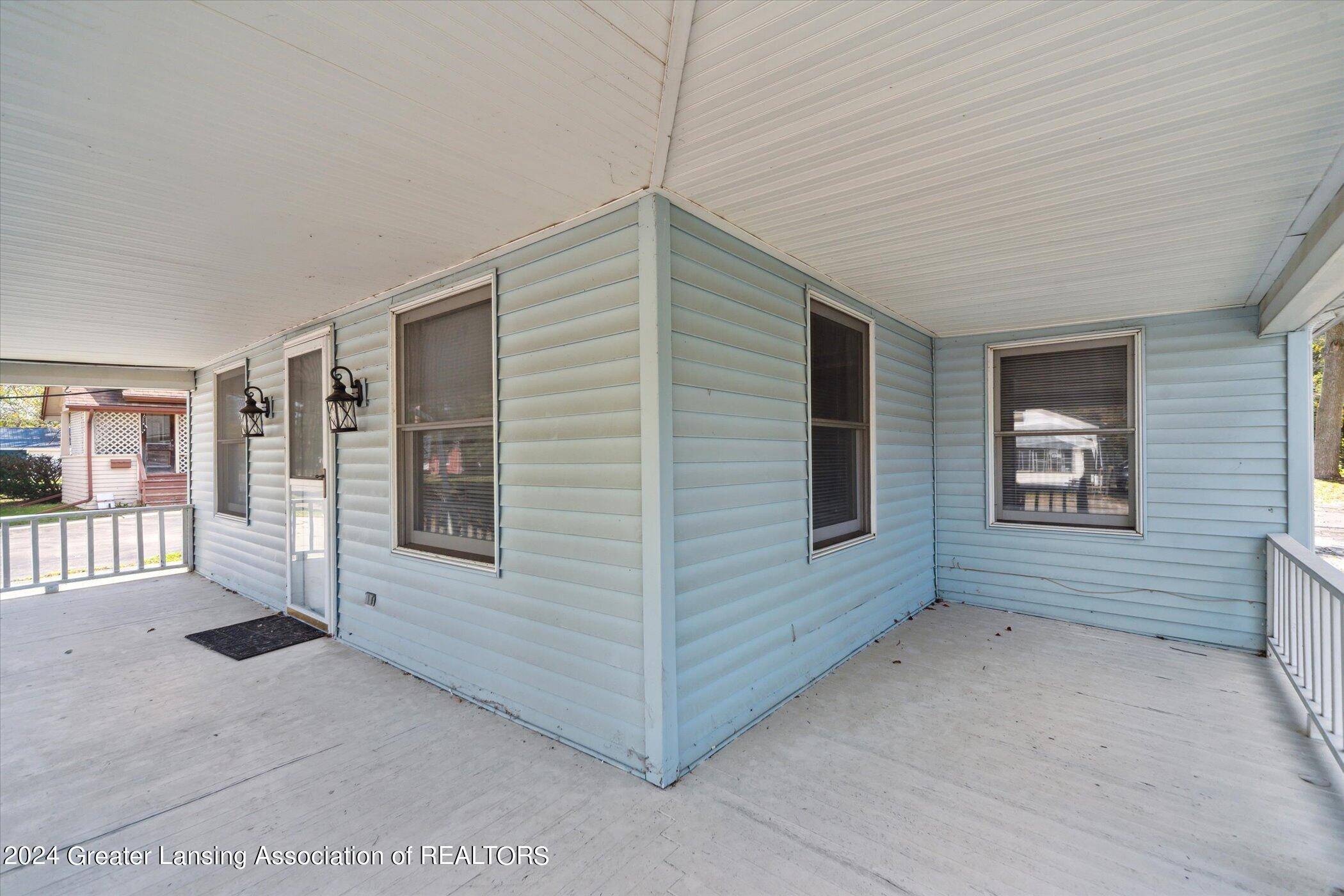 Williamston, MI 48895,832 E Grand River Avenue, Williamston, MI 48895