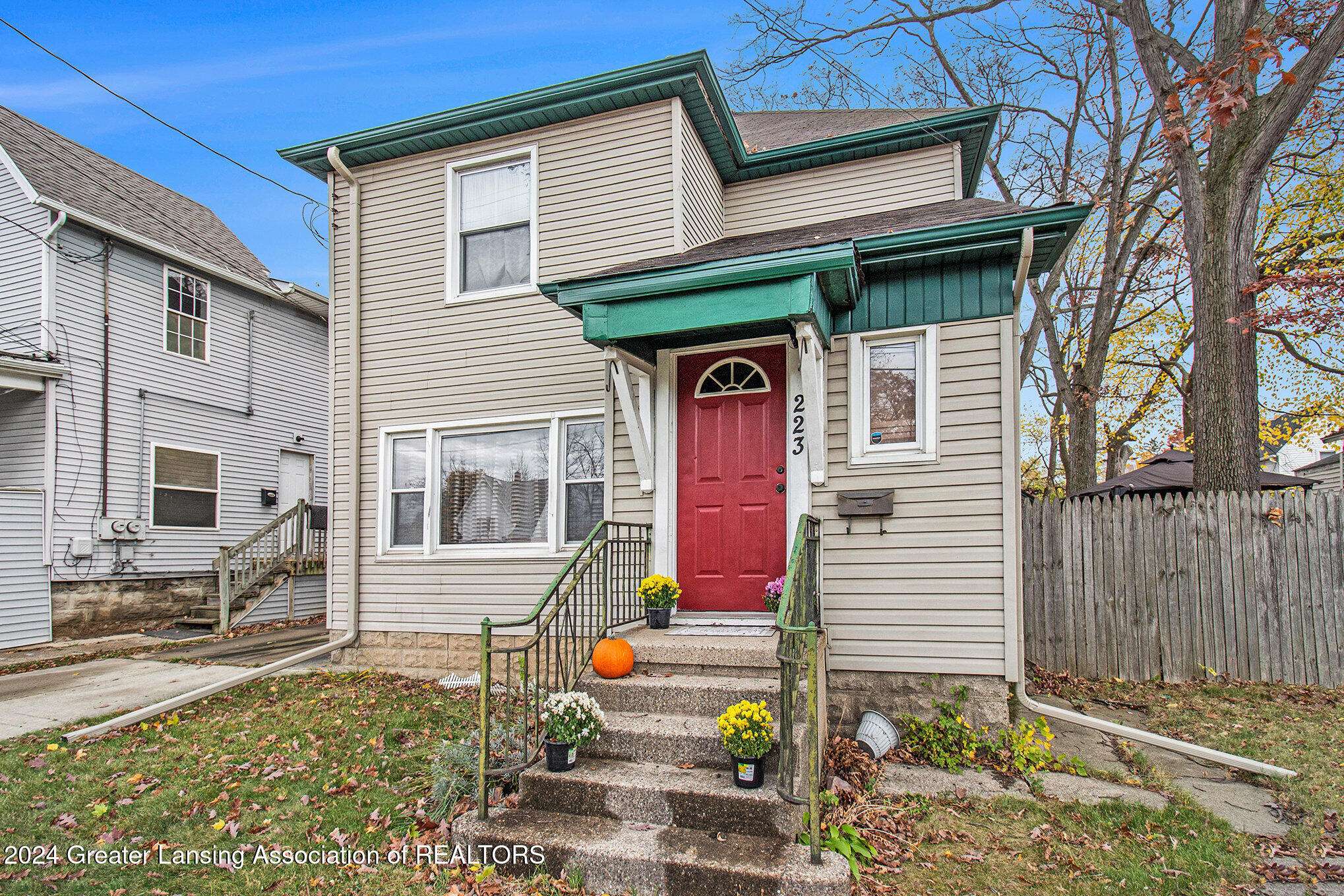 Lansing, MI 48912,223 S Pennsylvania AVE