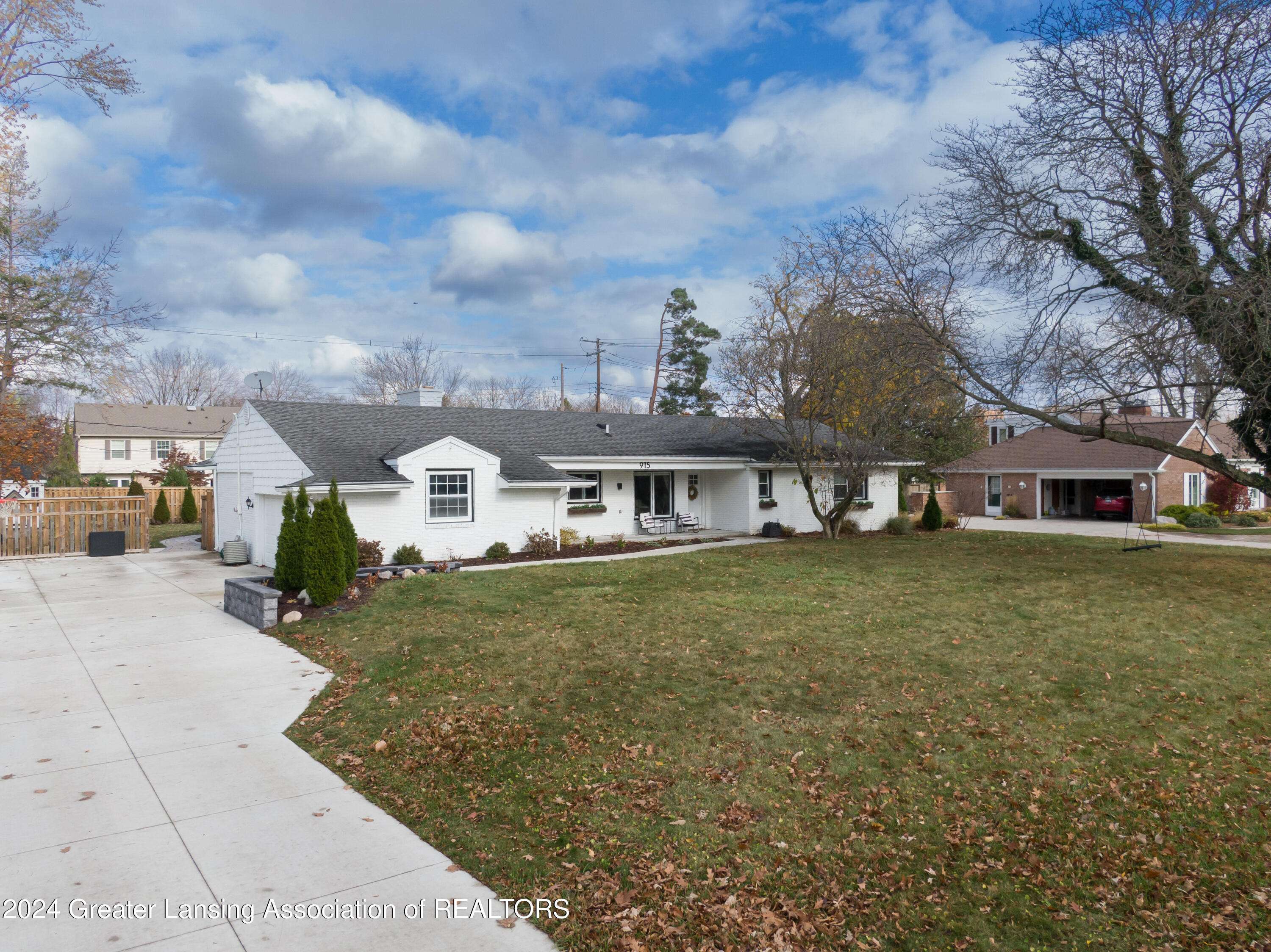 East Lansing, MI 48823,915 Applegate Lane, East Lansing, MI 48823