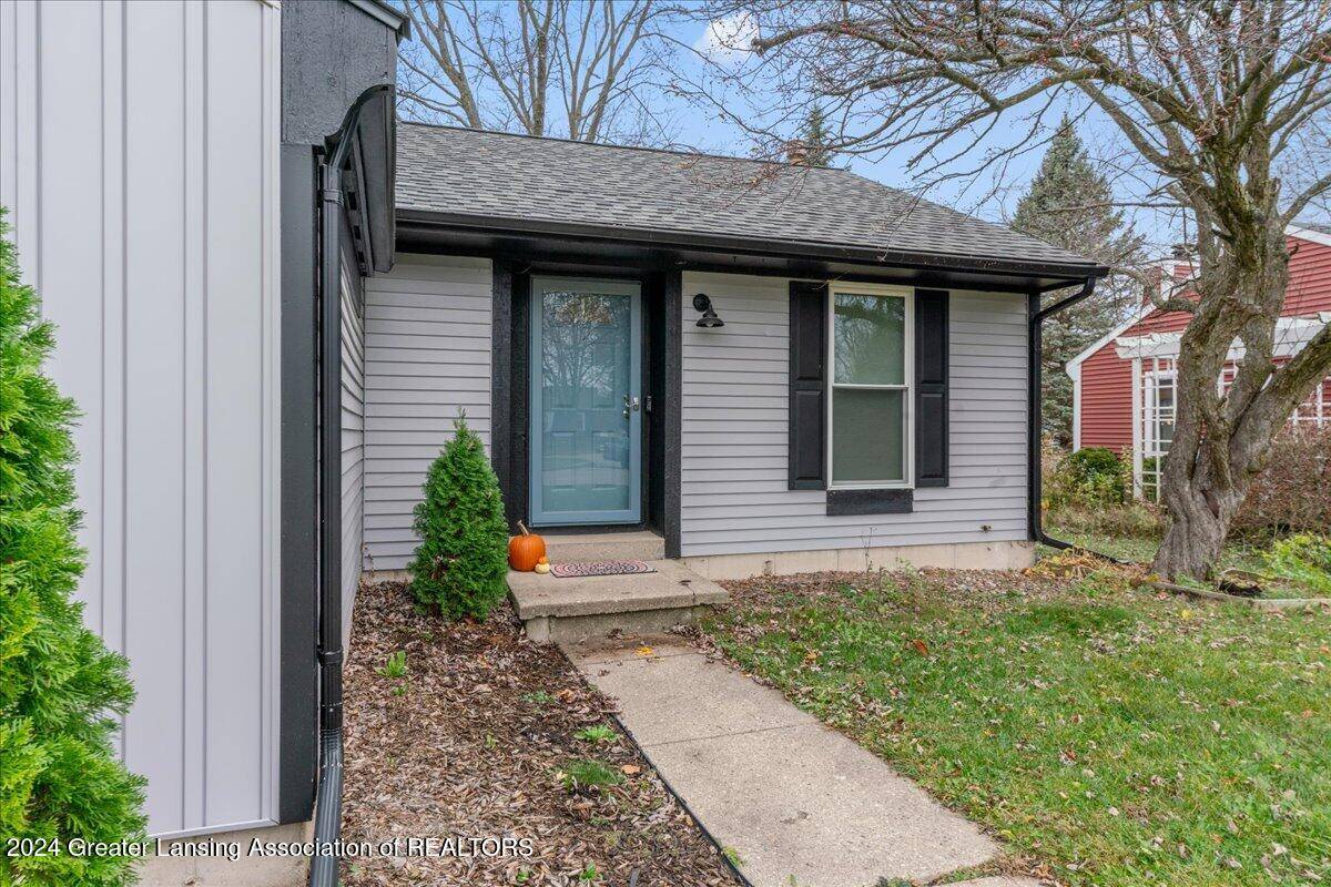 Lansing, MI 48917,330 Honeysuckle Lane, Lansing, MI 48917