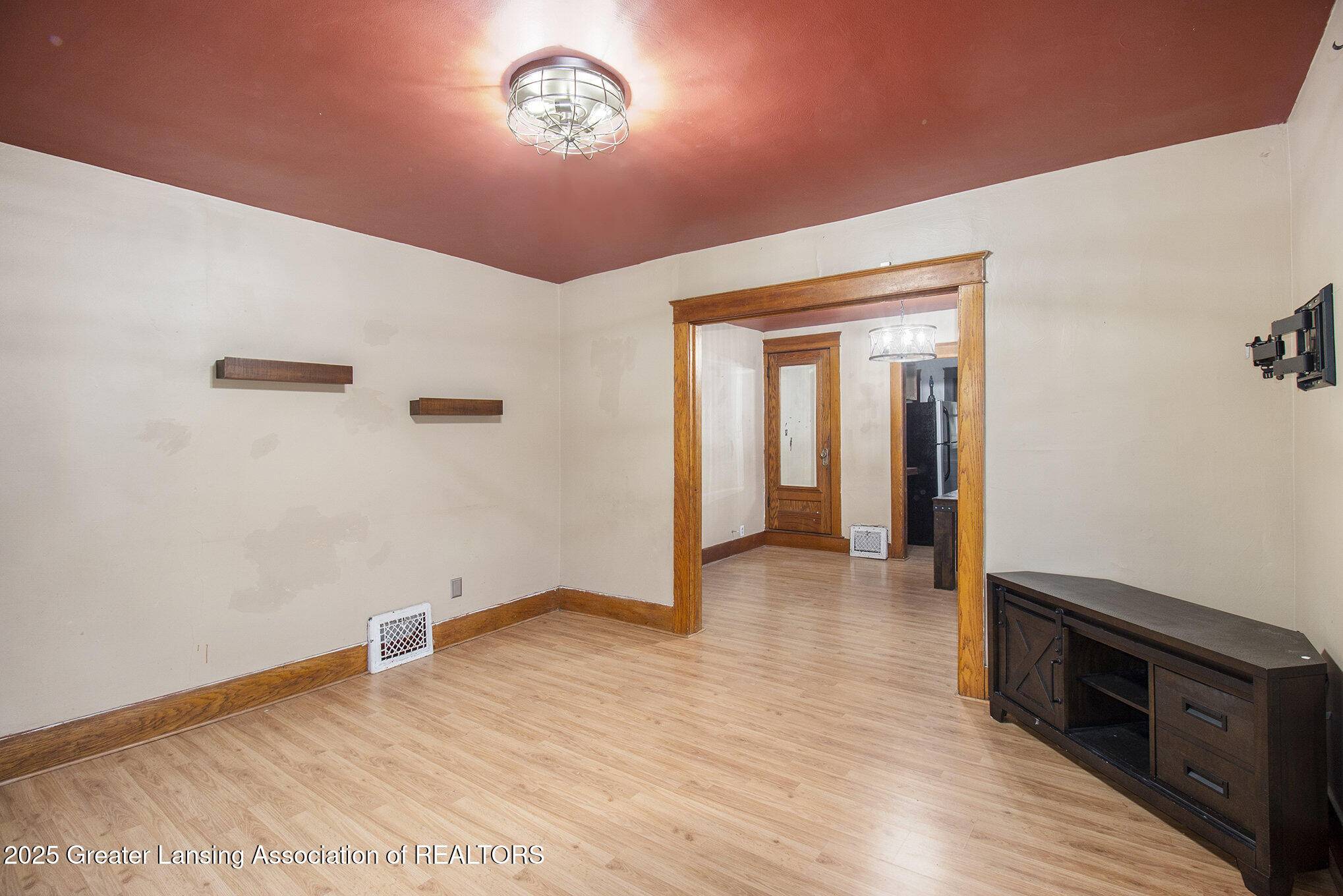Lansing, MI 48910,1721 Fletcher ST