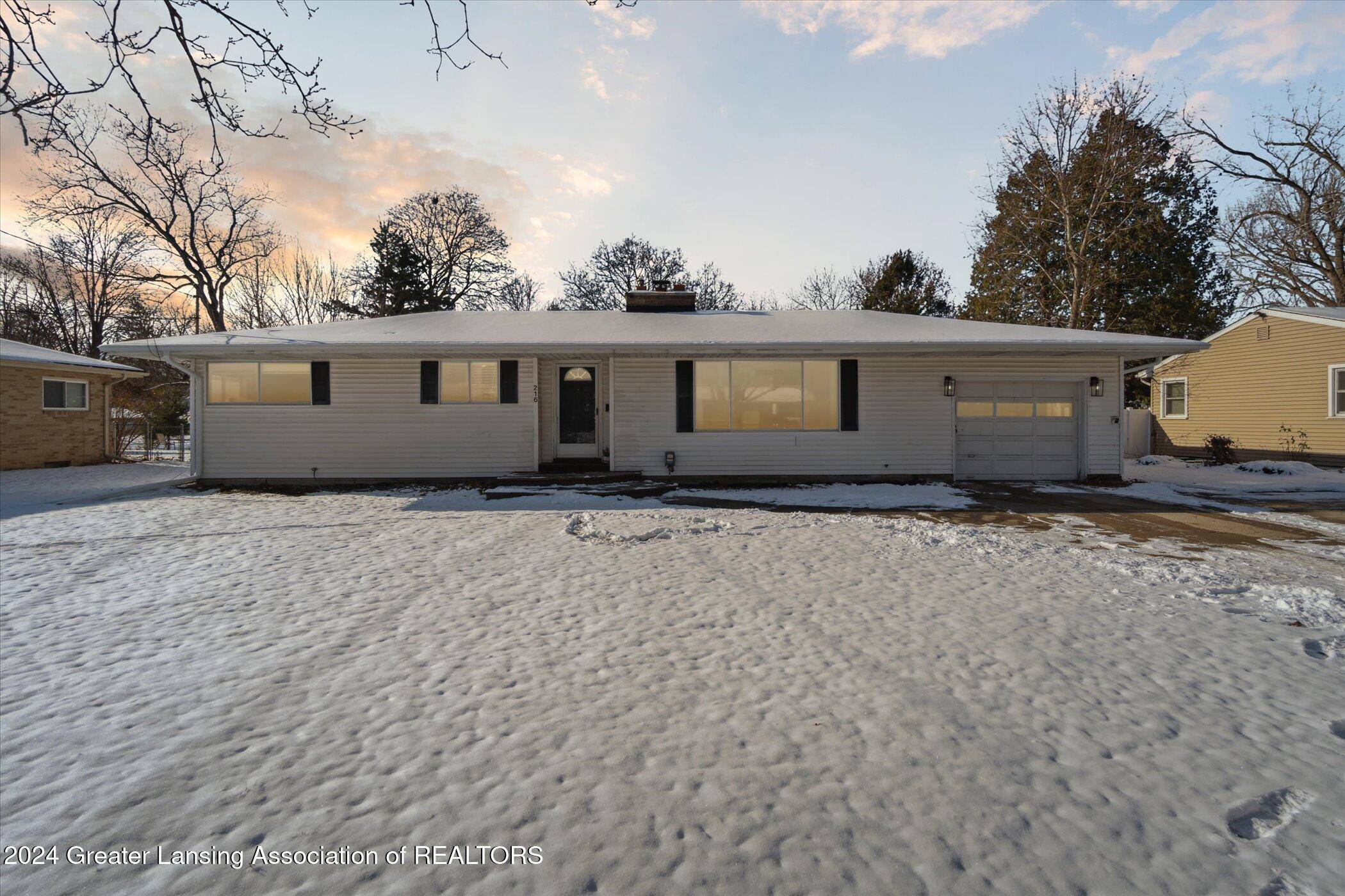 Mason, MI 48854,216 Stevens ST