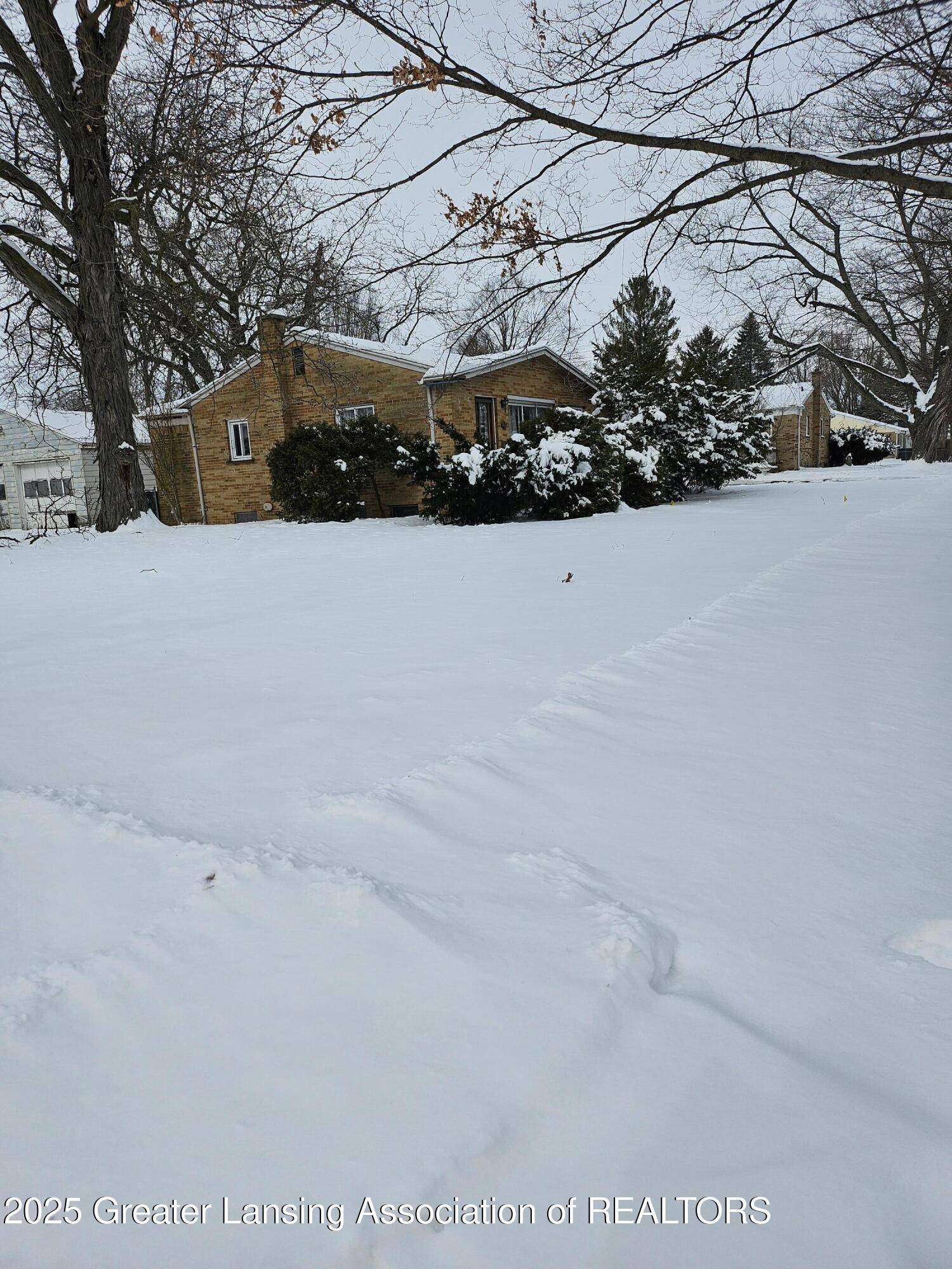 Lansing, MI 48906