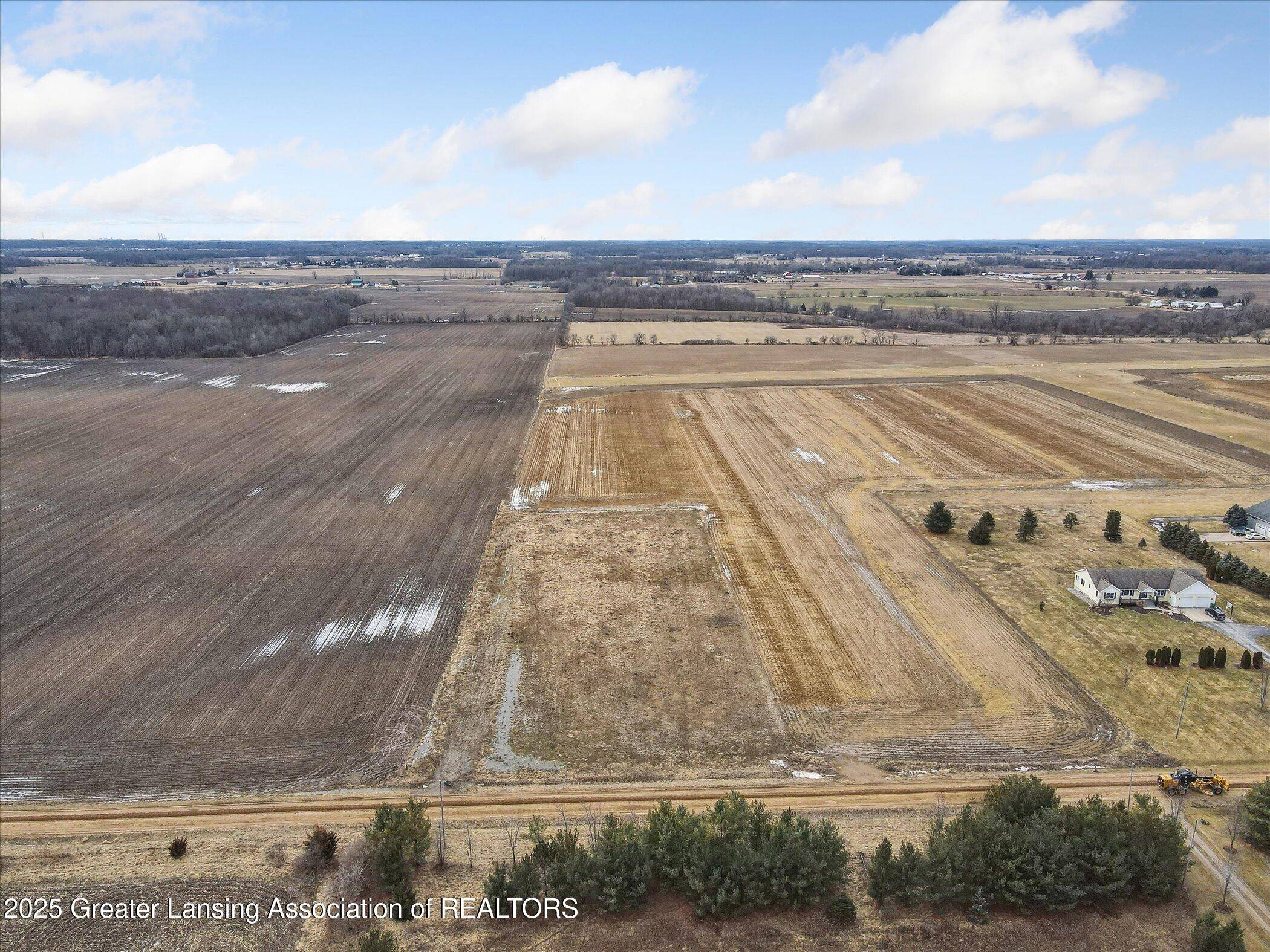 St. Johns, MI 48879,7485 W Jason RD