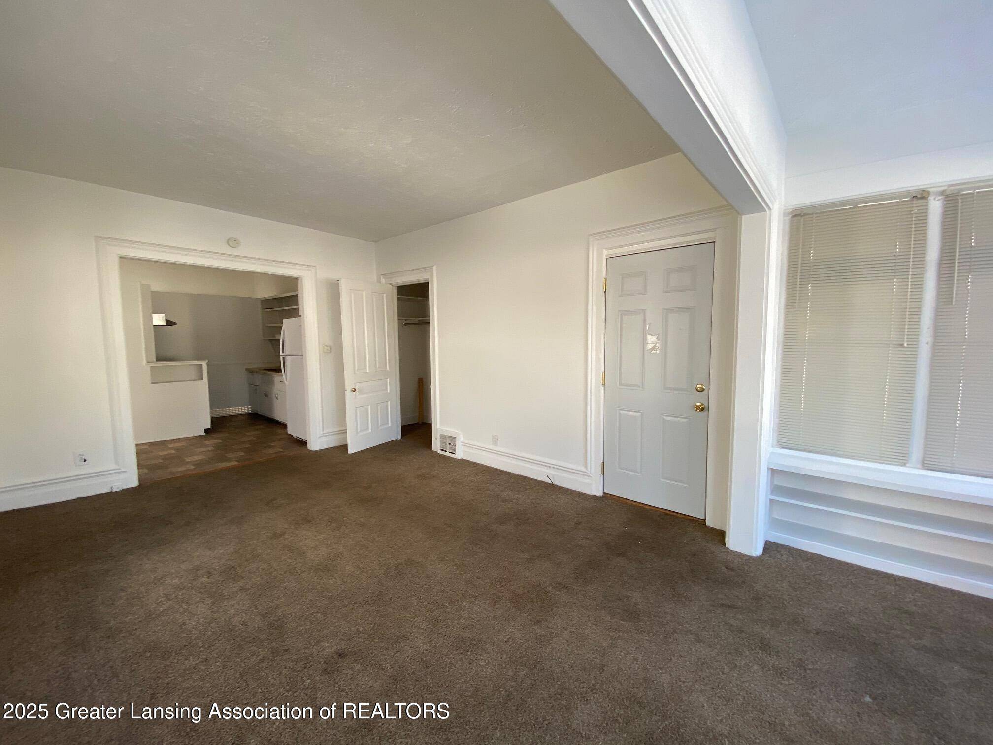 Lansing, MI 48915,1013 W Shiawassee ST