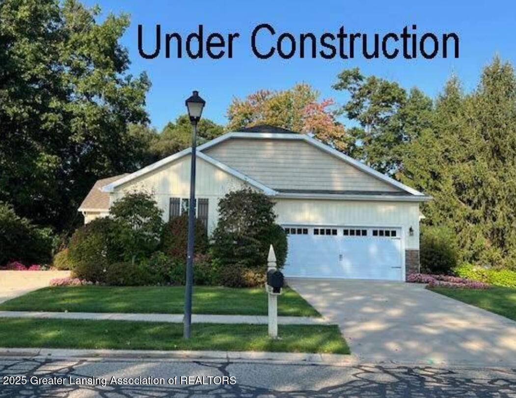 Bath, MI 48808,15230 Mulligan DR #77