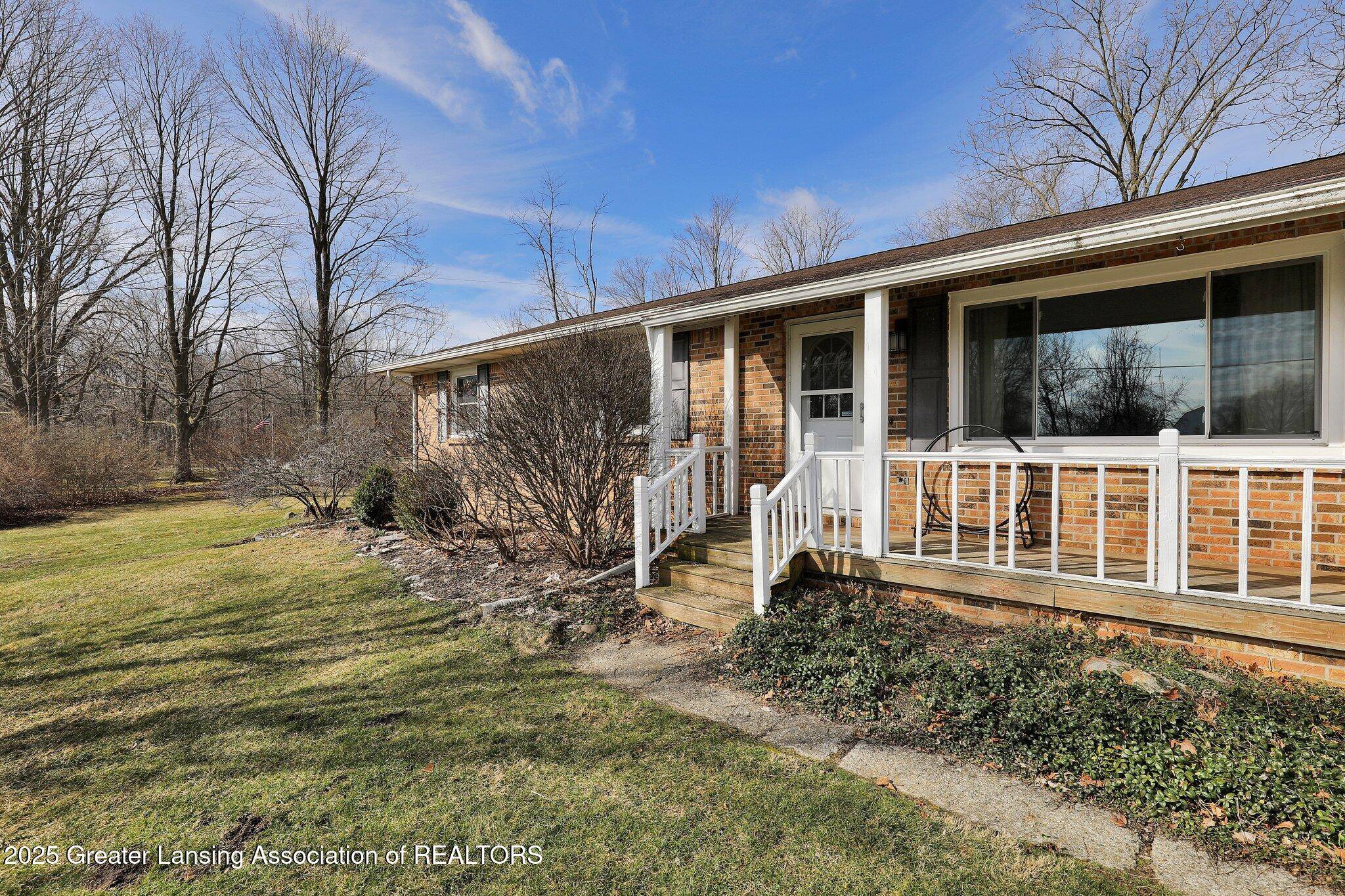 Holt, MI 48842,1975 N Waverly RD