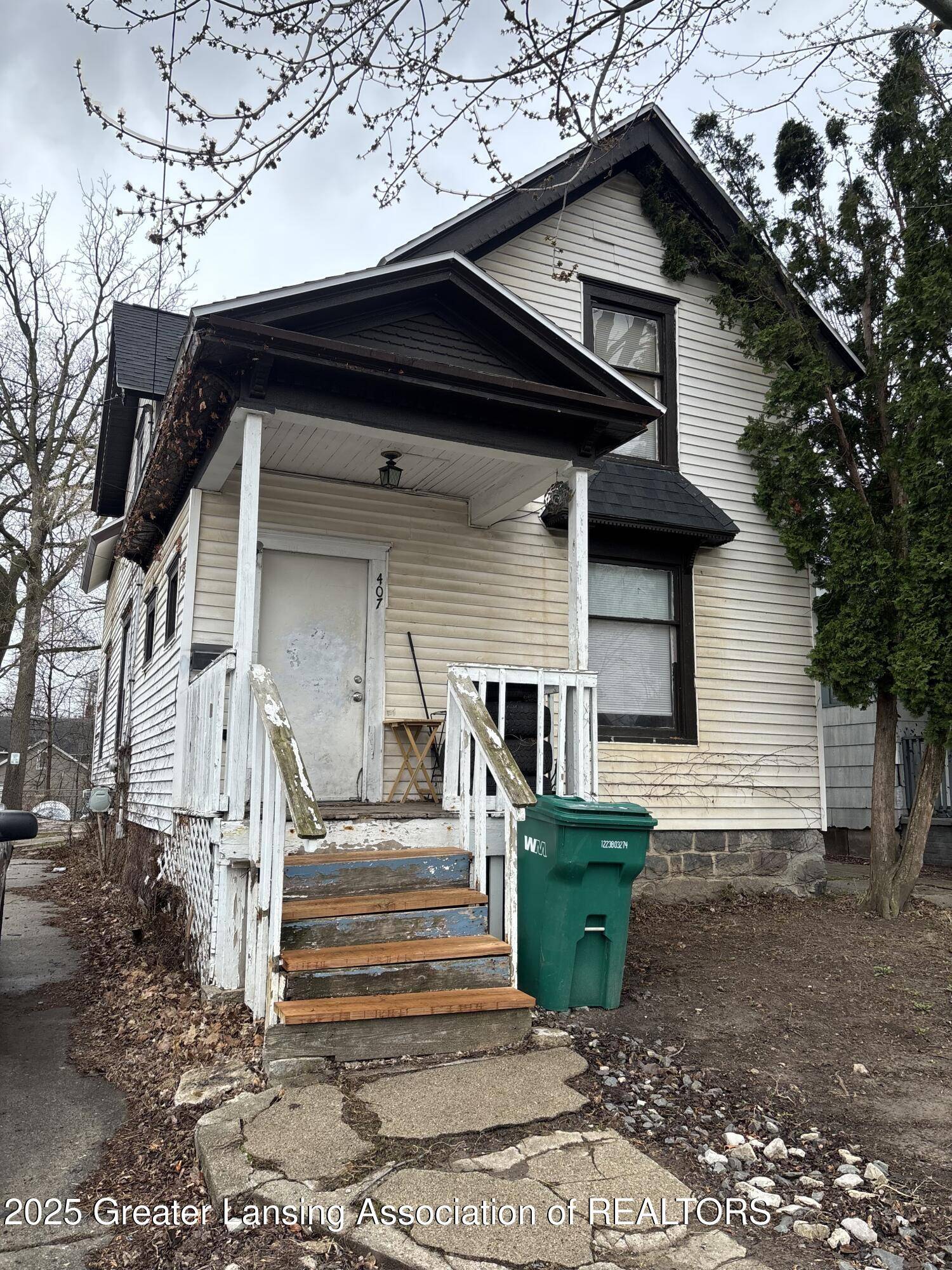 Lansing, MI 48933,407 W Saginaw Street, Lansing, MI 48933