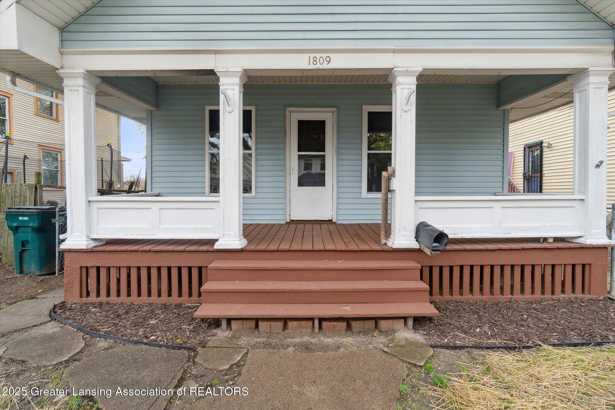 Lansing, MI 48910,1809 Maplewood Avenue, Lansing, MI 48910