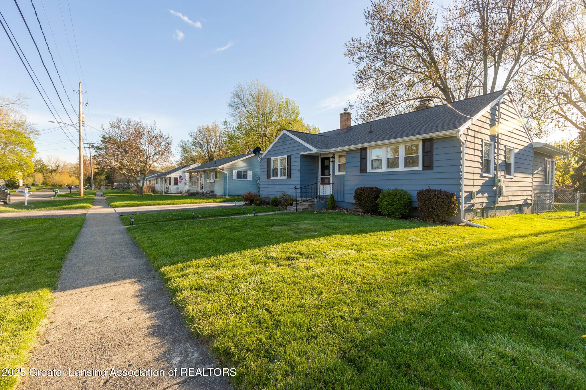 Lansing, MI 48917,116 Western AVE