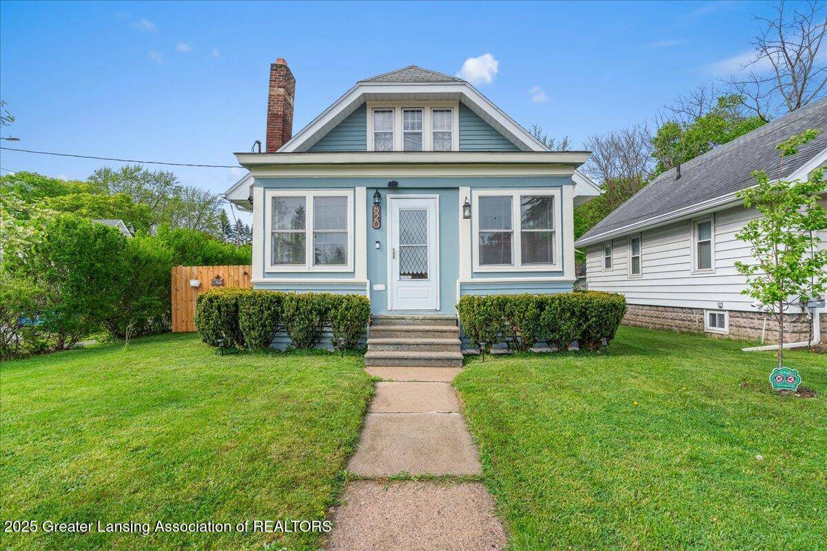 Lansing, MI 48910,820 W Mount Hope AVE