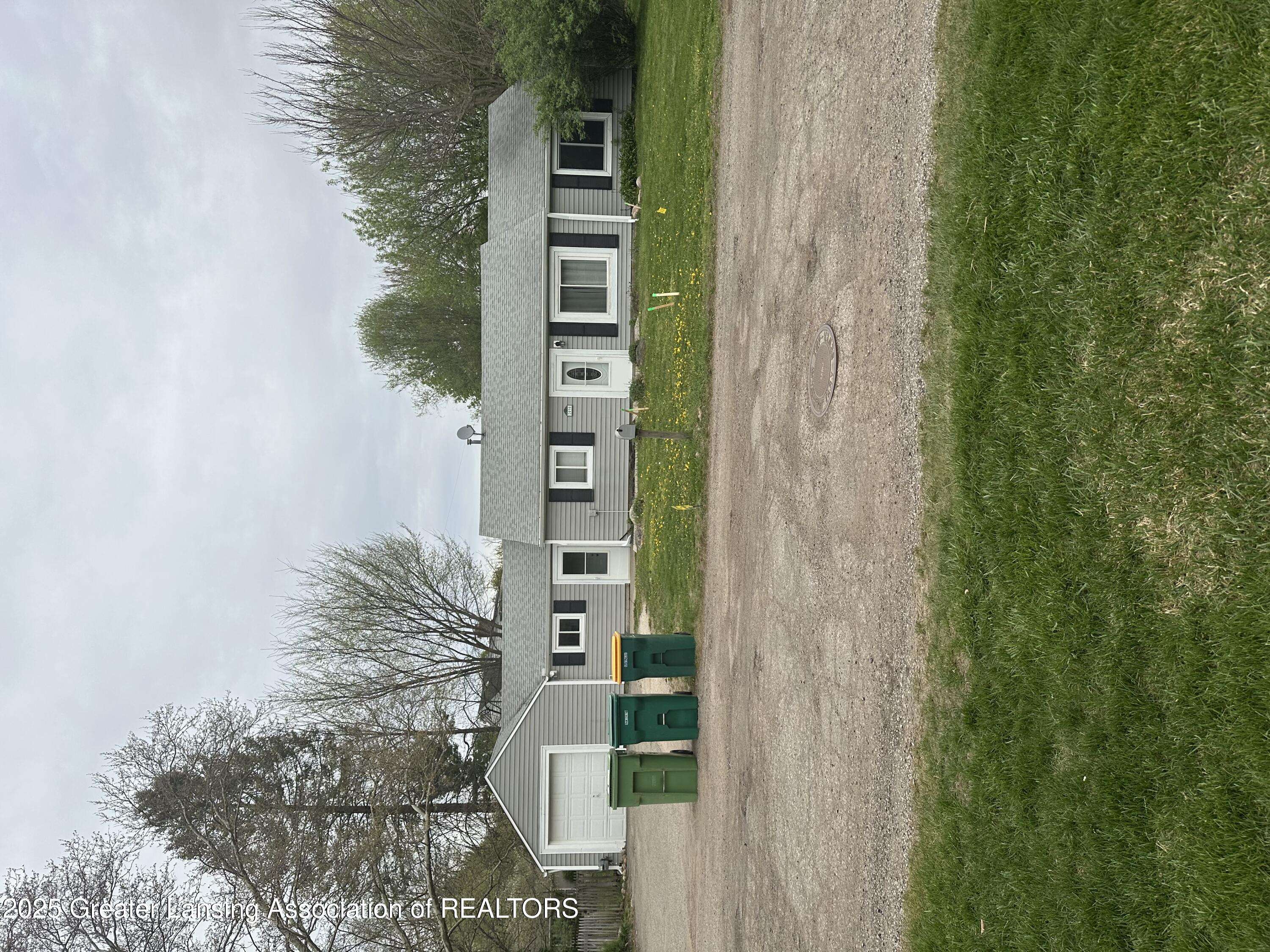 Holt, MI 48842
