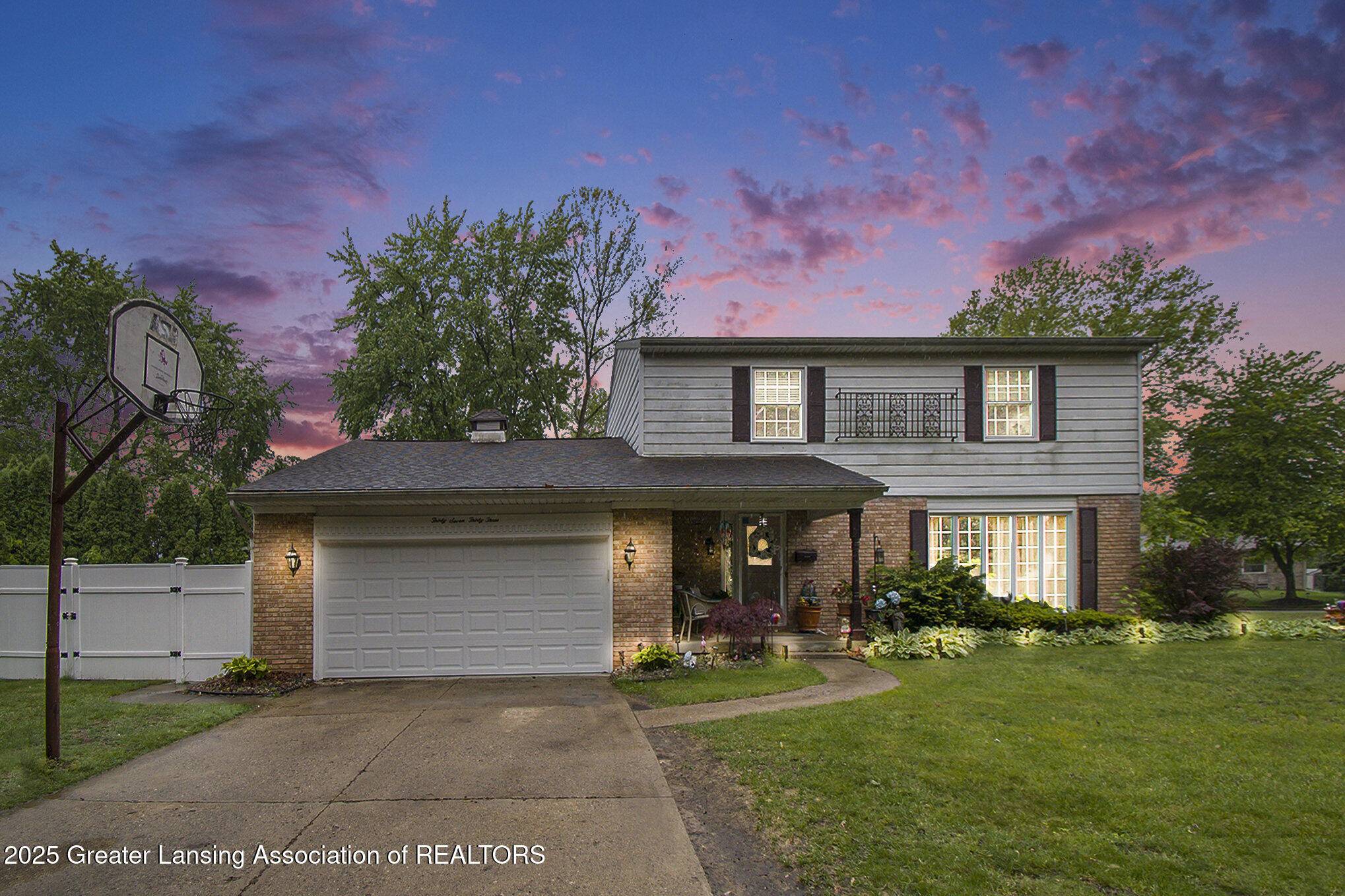 Lansing, MI 48906,3733 Colchester RD