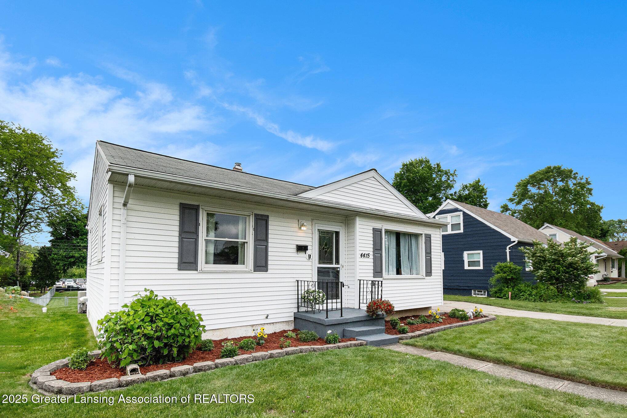Lansing, MI 48910,4415 Devonshire AVE