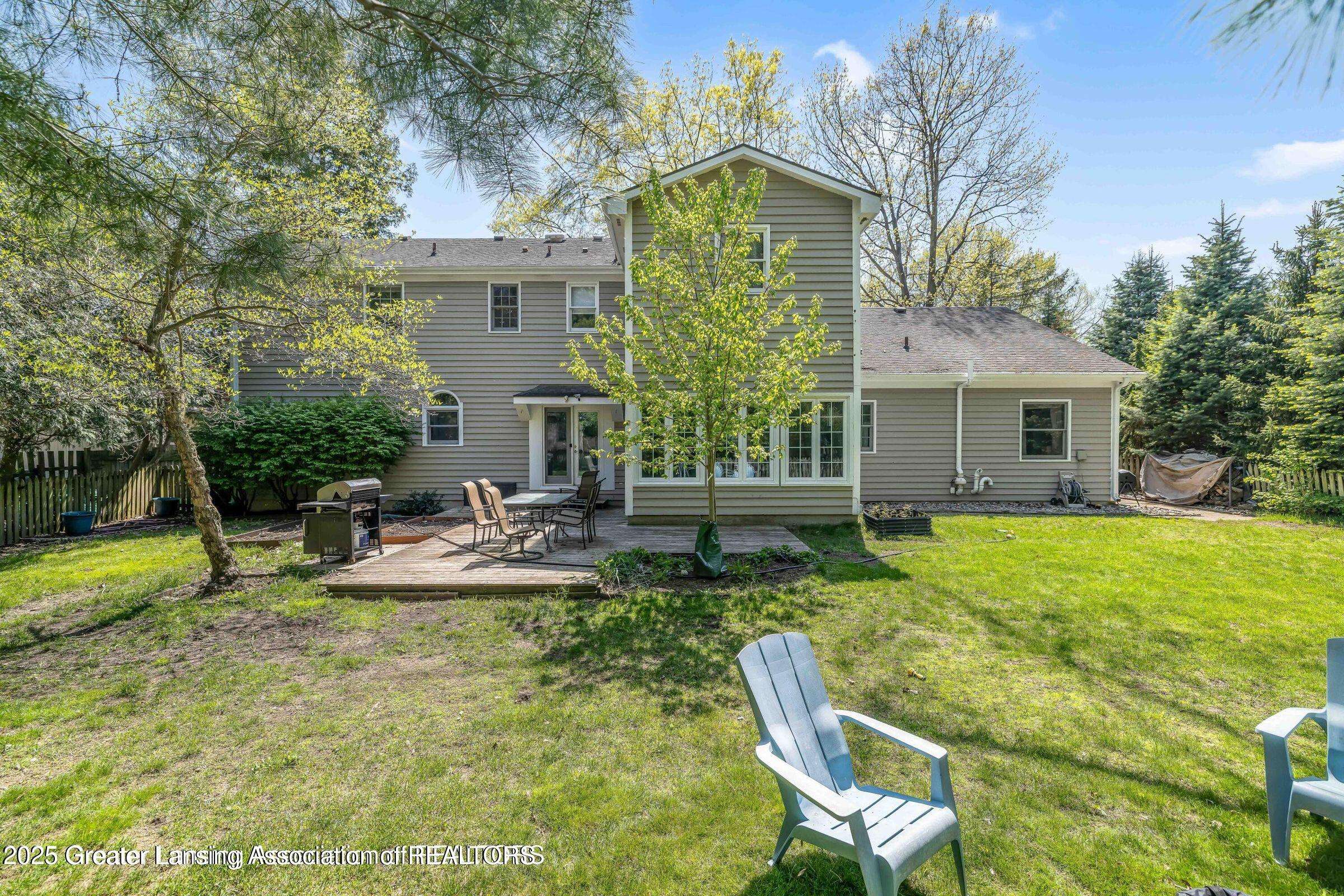 Okemos, MI 48864,2038 Woodfield RD