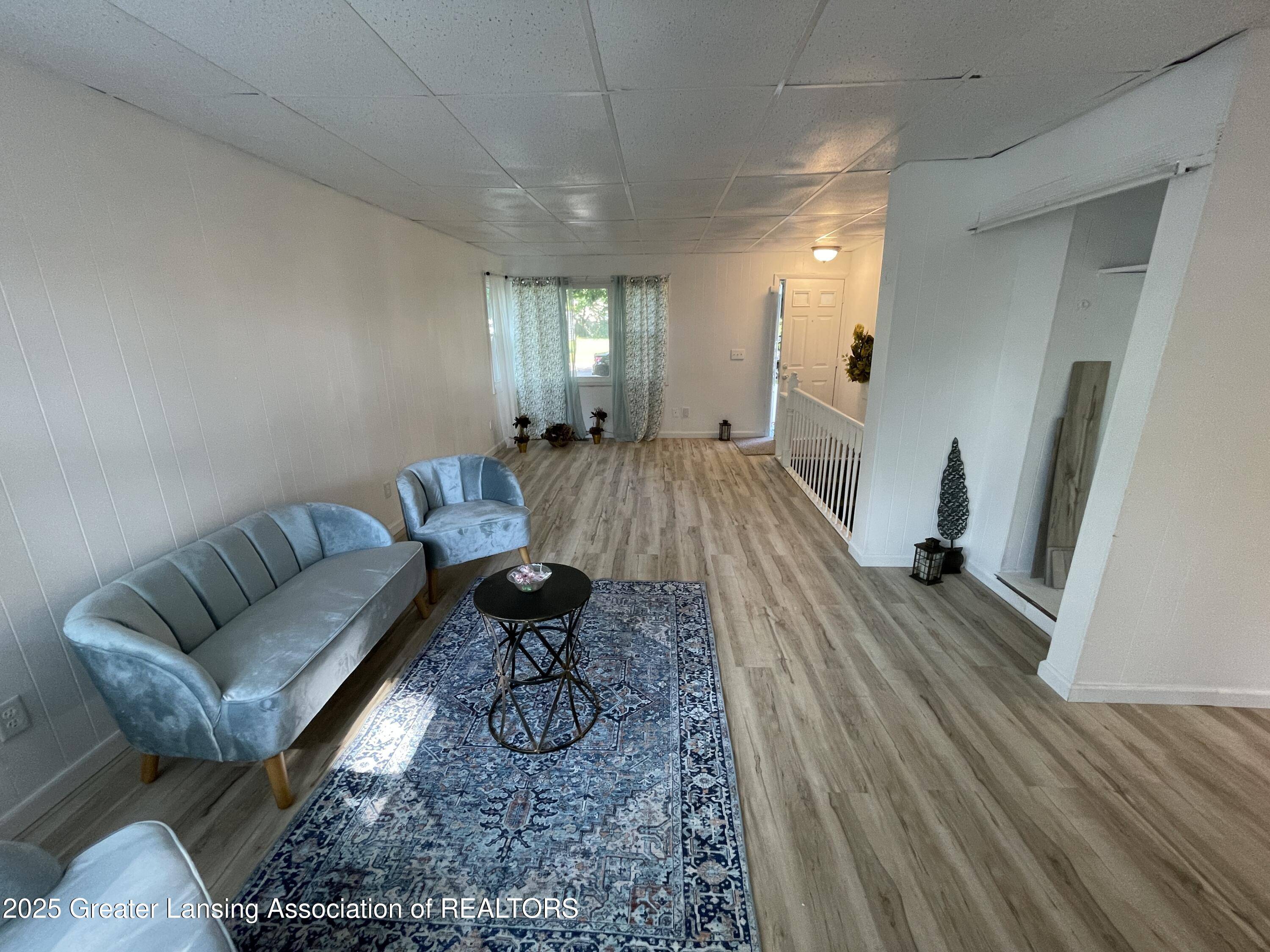 Lansing, MI 48911,4208 Richmond ST