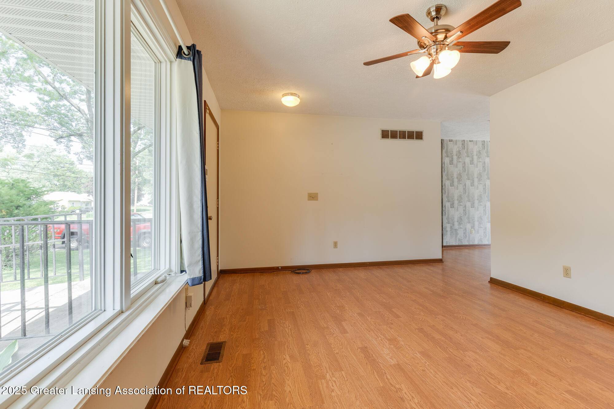 Lansing, MI 48910,1415 Pierce RD
