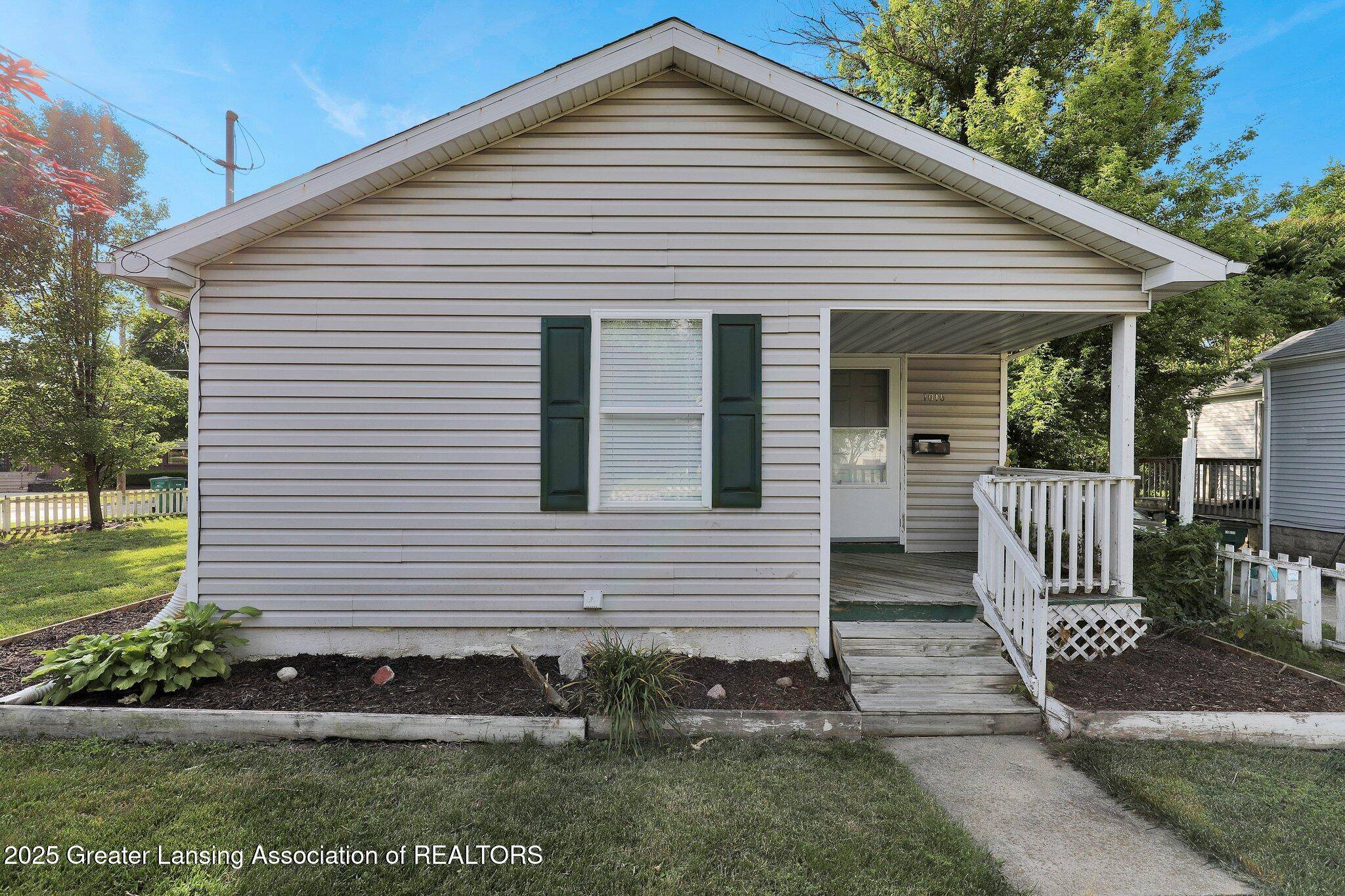 Lansing, MI 48906,1015 Lake Lansing RD