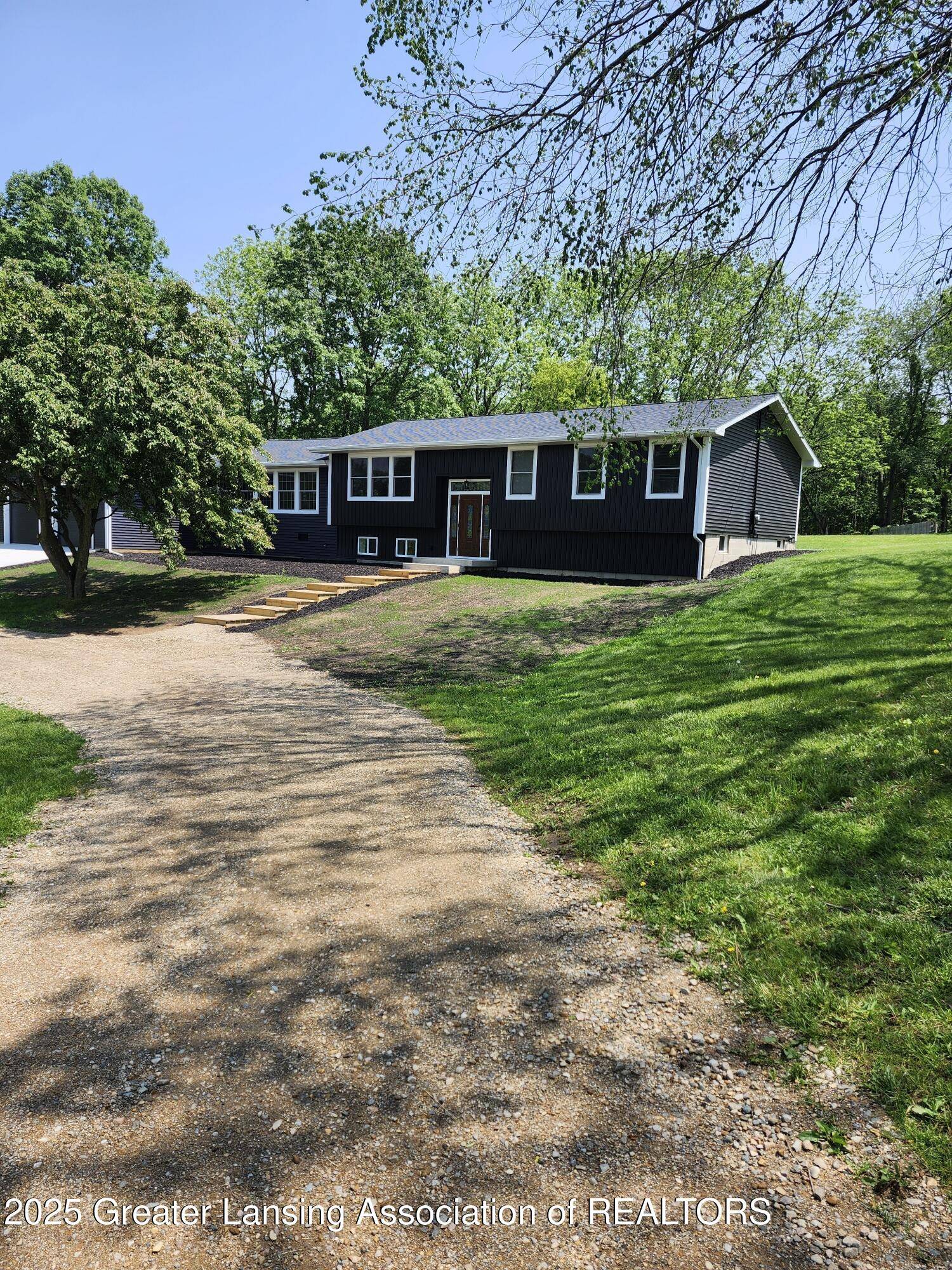 Morrice, MI 48857,1985 W Miller RD
