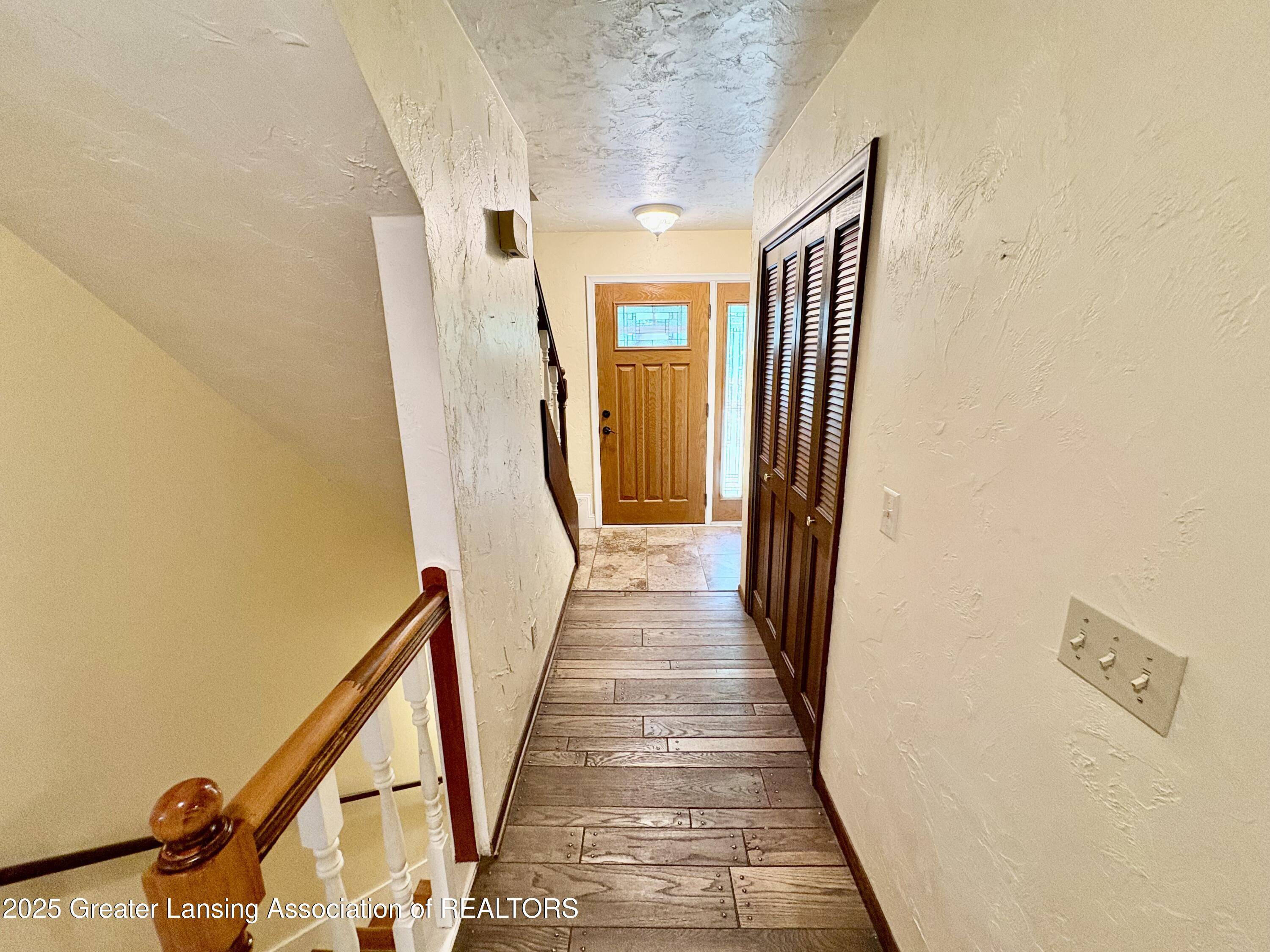 Bath, MI 48808,12830 Upton RD