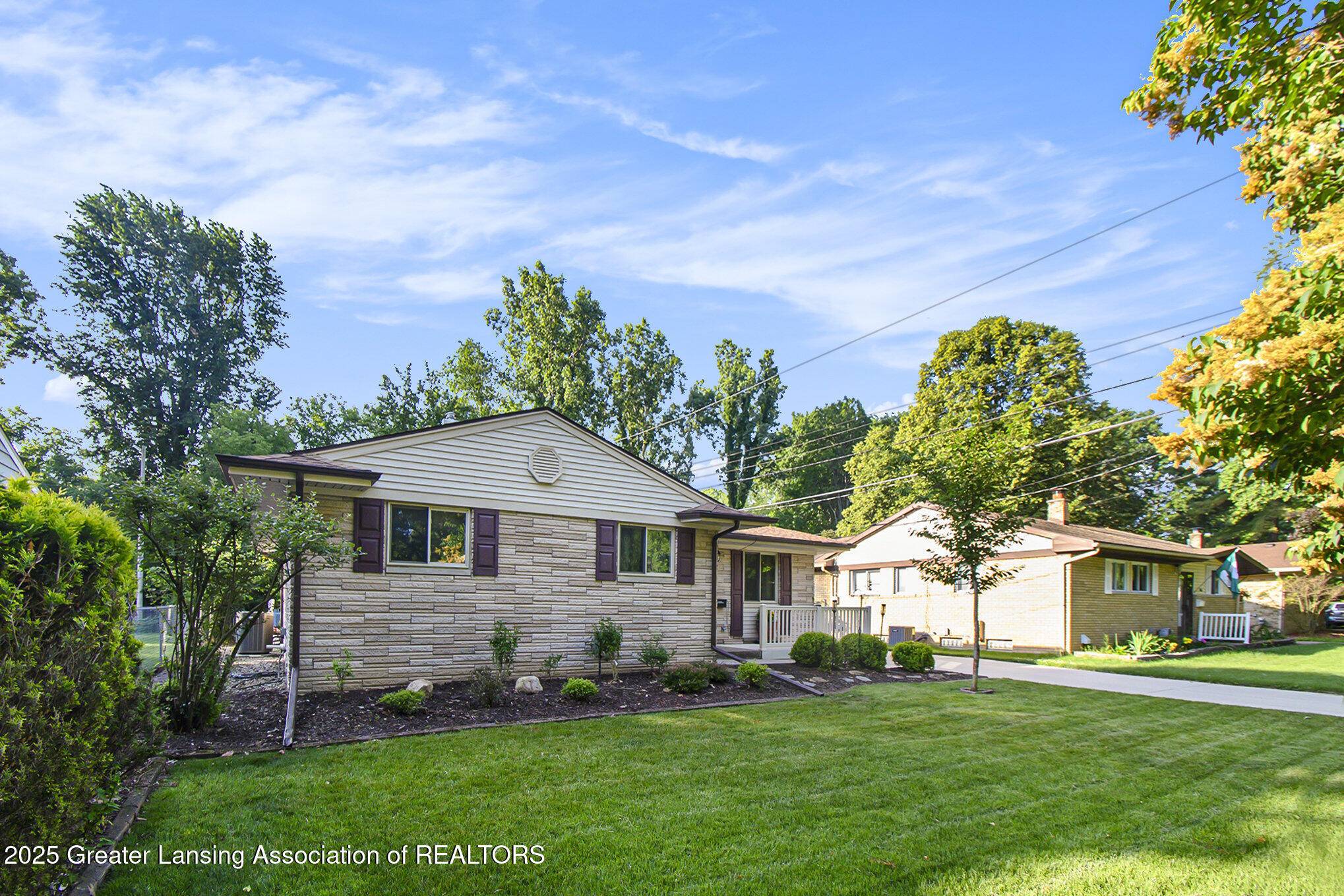 Lansing, MI 48910,1809 S Holly WAY