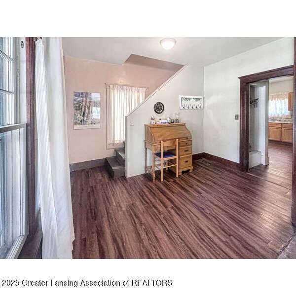 Jackson, MI 49203,1413 Carl Breeding WAY