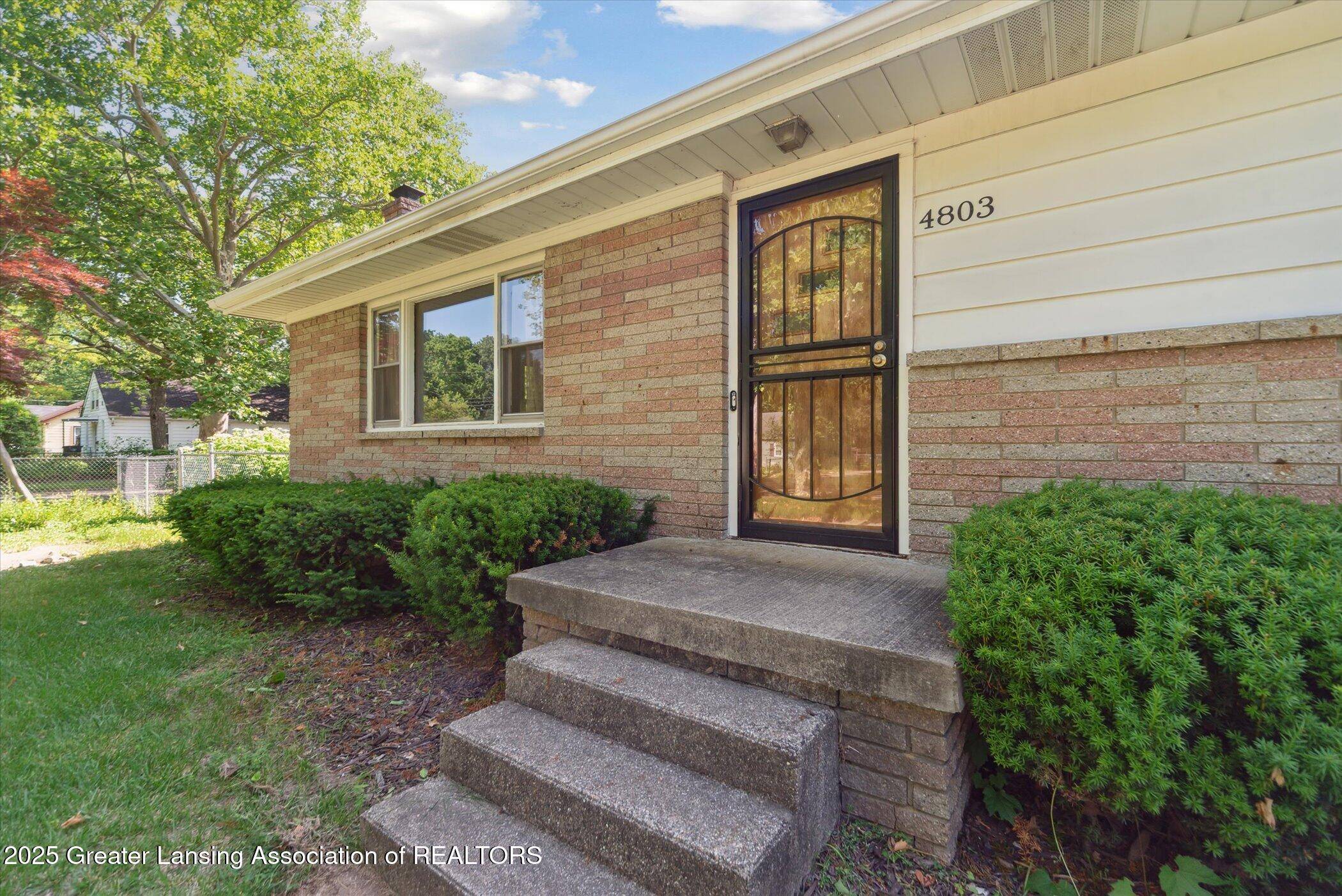 Lansing, MI 48910,4803 Stafford AVE