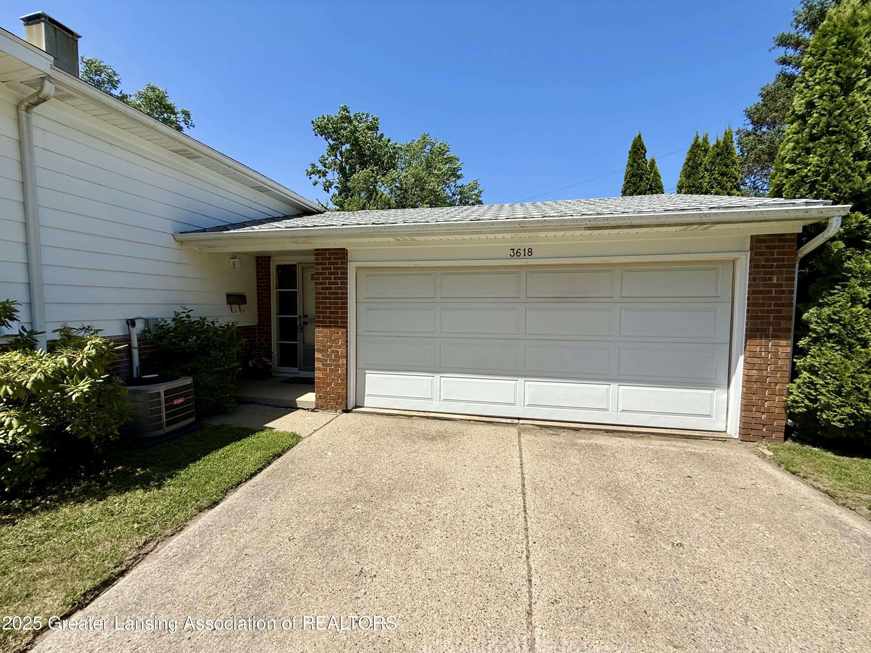 Lansing, MI 48911,3618 Alpine DR