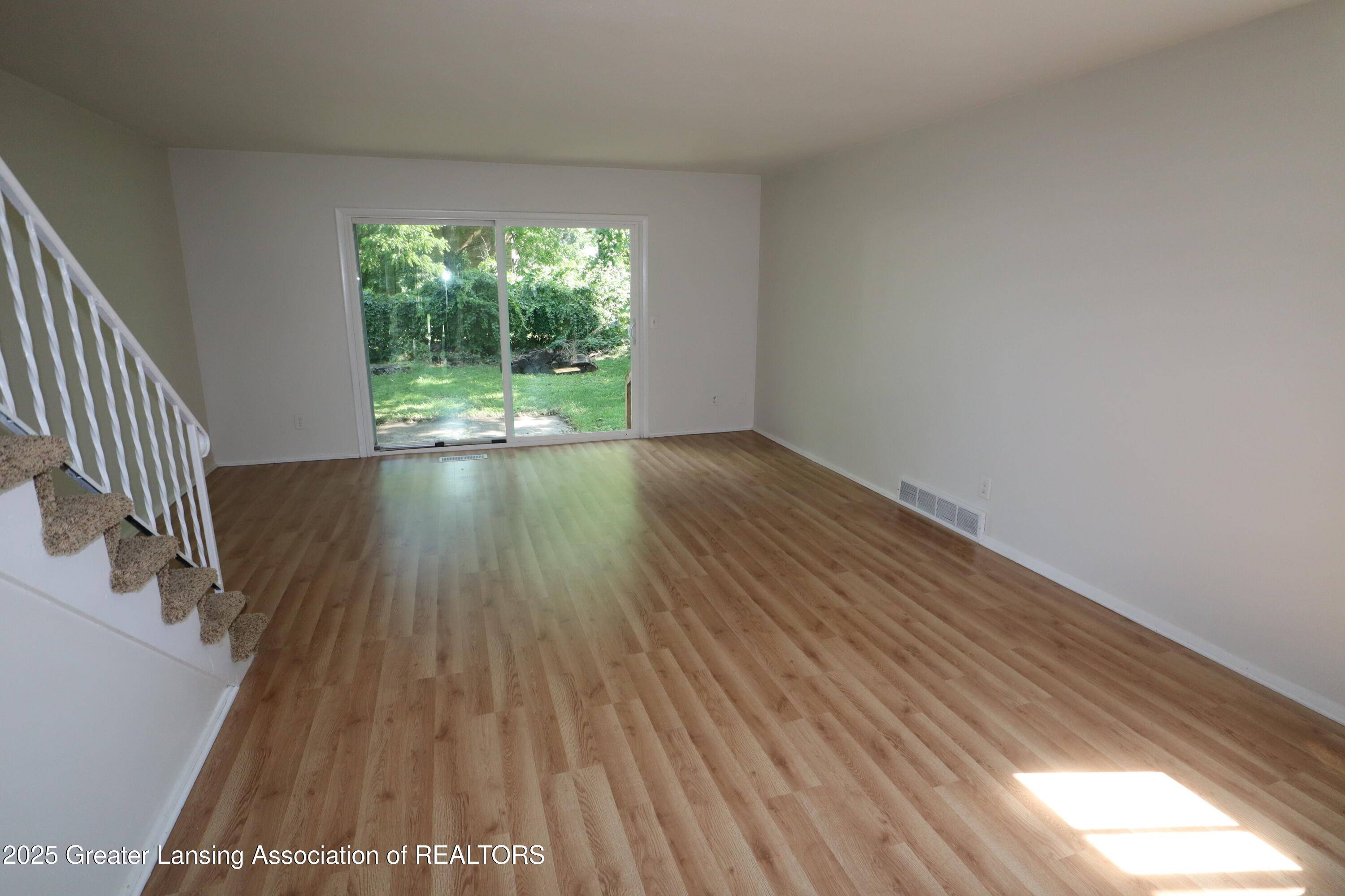 Lansing, MI 48911,3700-3702 Malibu DR