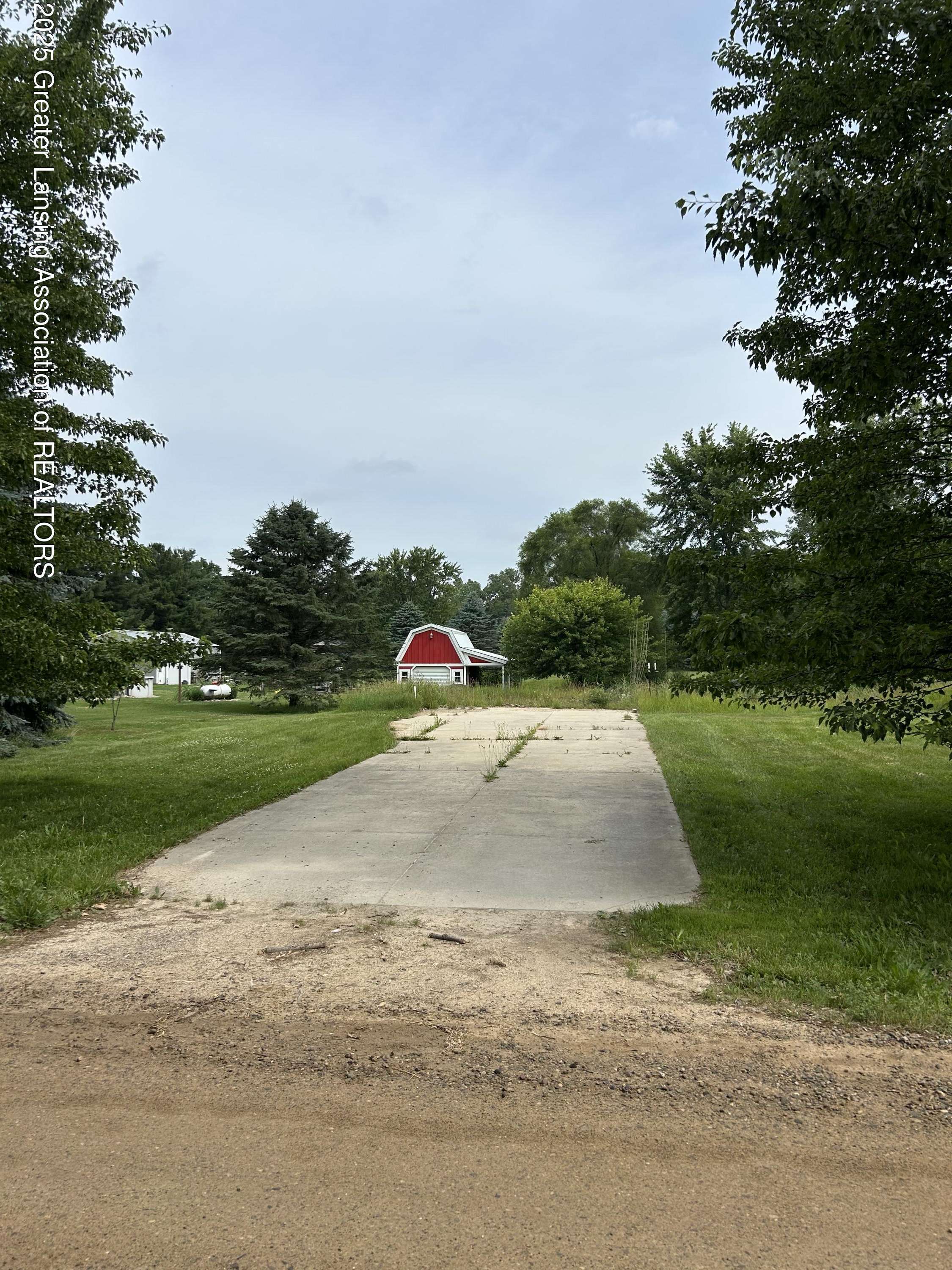 Bath, MI 48808,5101 E Cutler RD