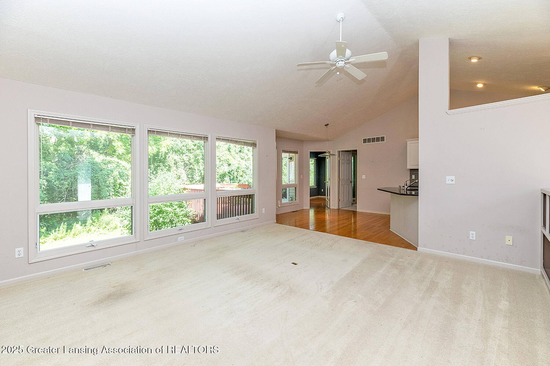 East Lansing, MI 48823,1625 Roxburgh AVE