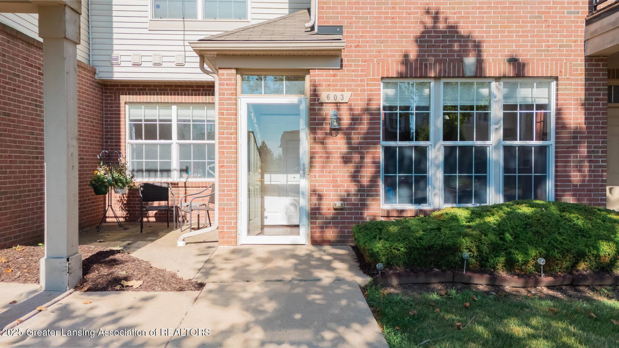 Lansing, MI 48906,603 Worthington DR