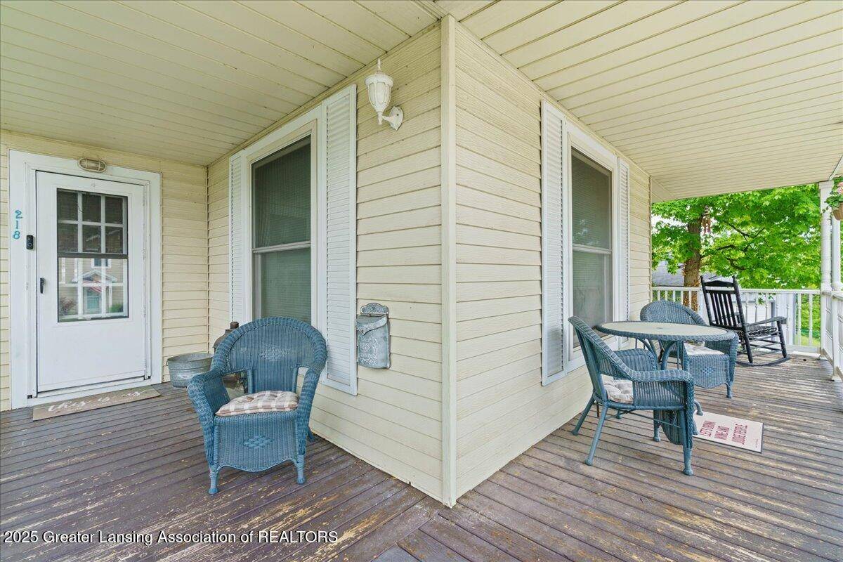 Grand Ledge, MI 48837,218 Russell ST
