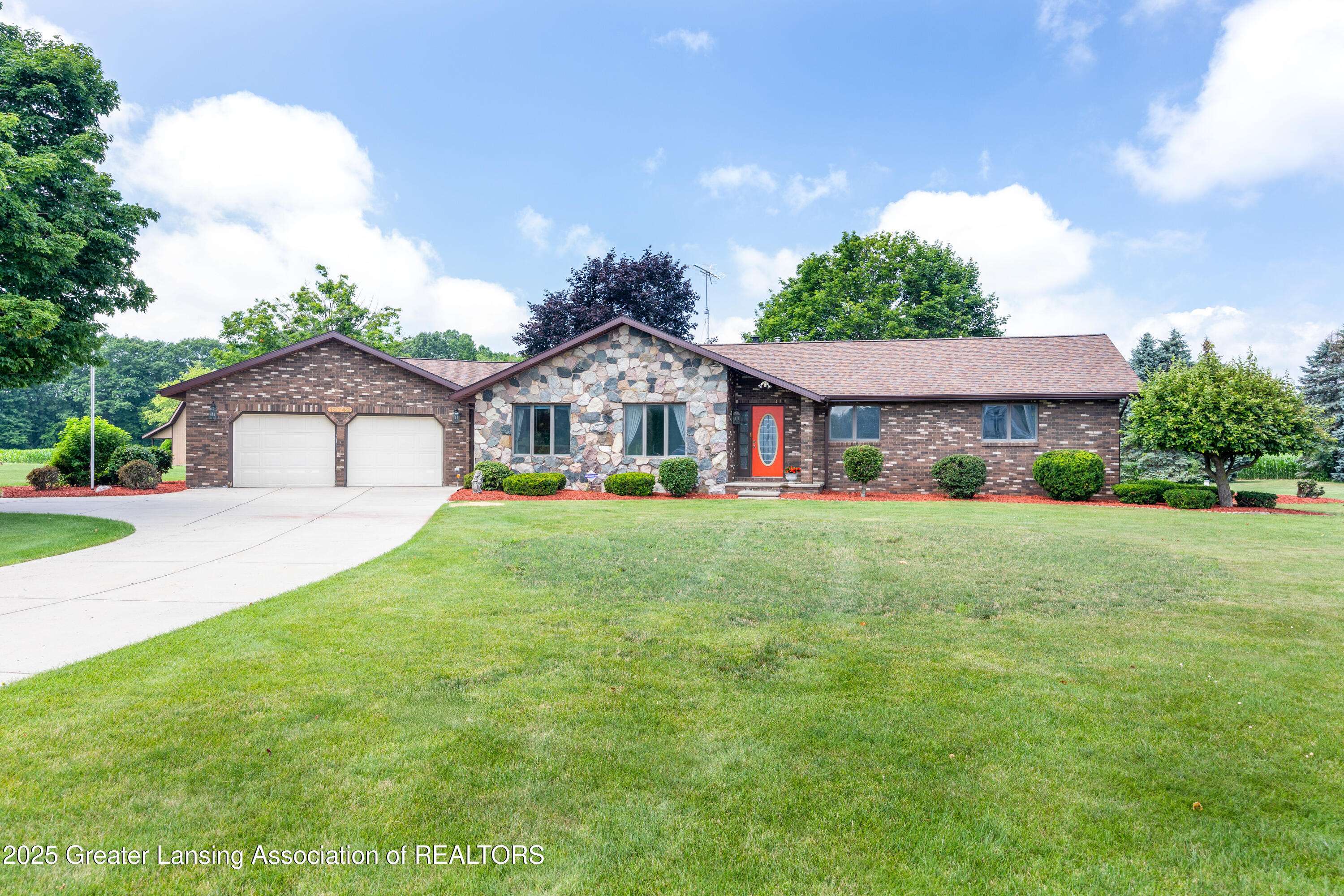Grand Ledge, MI 48837,13749 Tallman RD