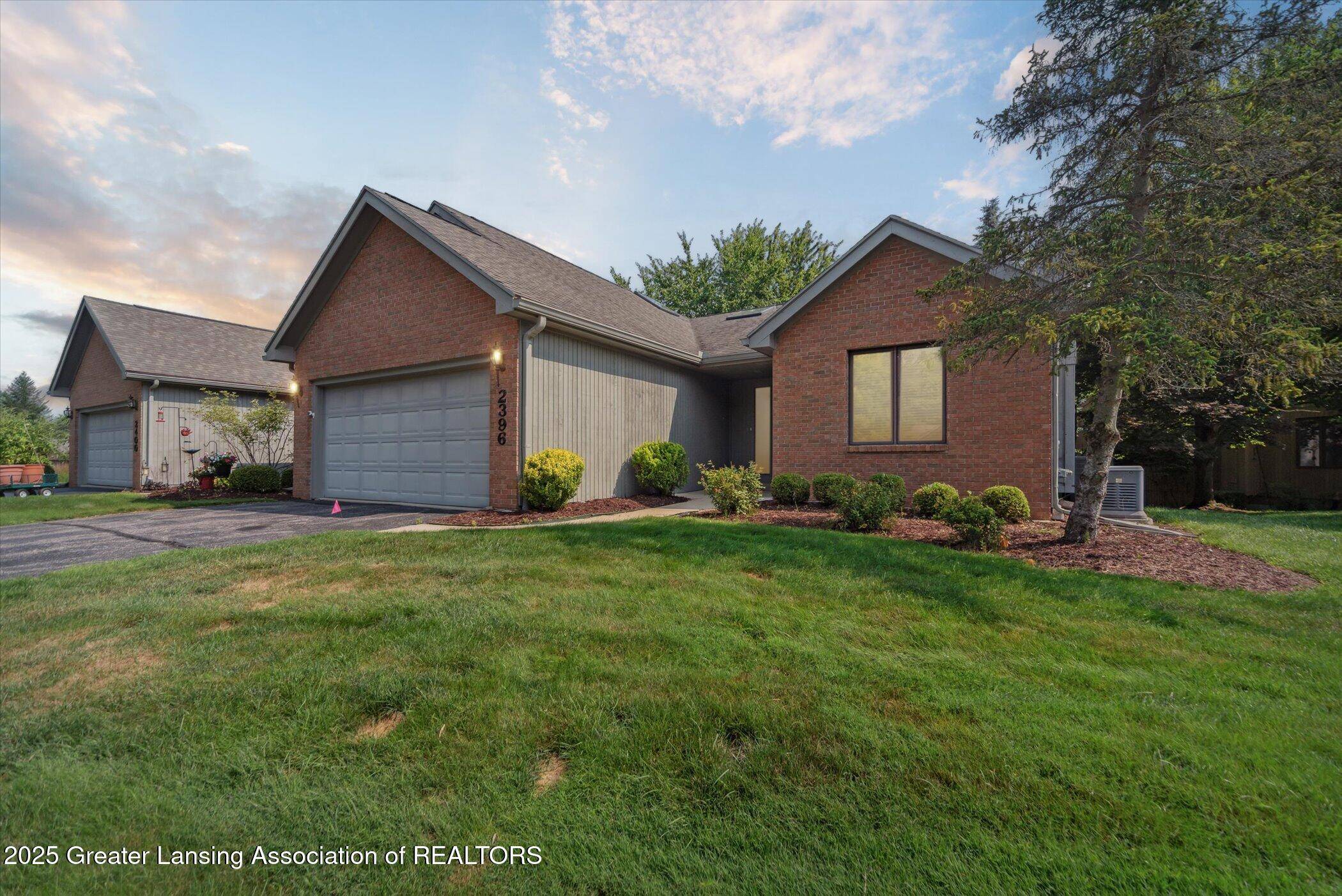 East Lansing, MI 48823,2396 Sapphire LN