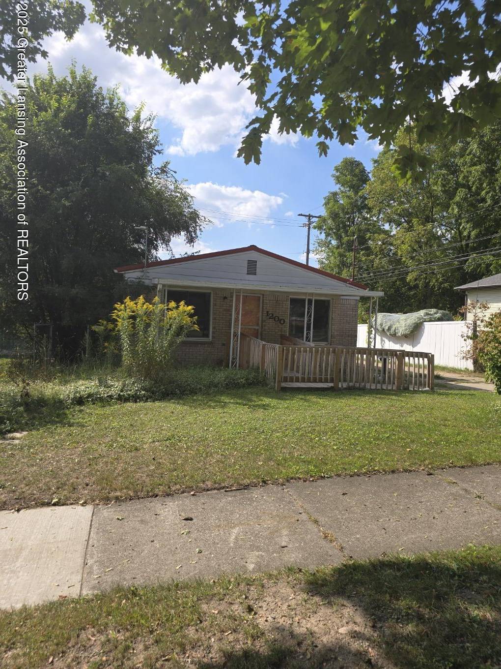 Lansing, MI 48912,1200 S Holmes ST