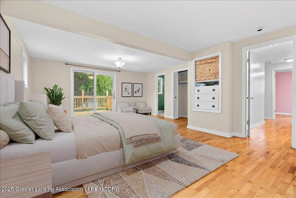 Okemos, MI 48864,4395 Elmwood DR