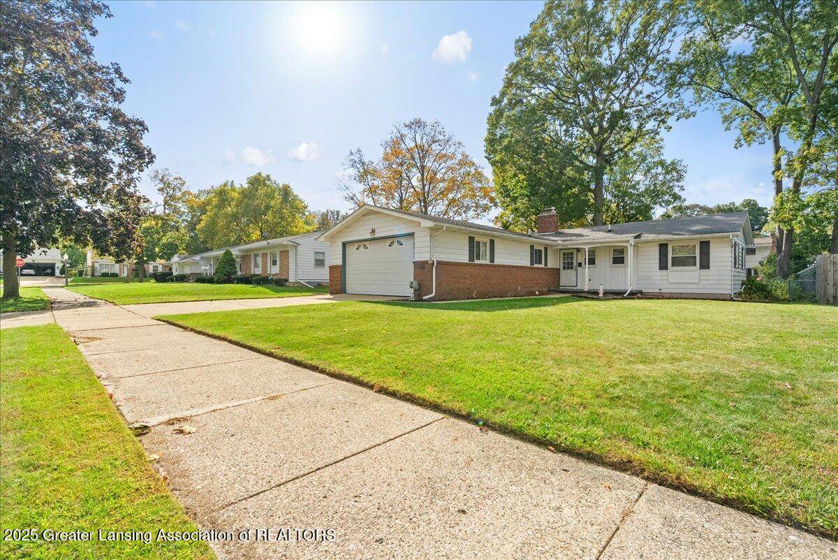Lansing, MI 48911,2710 Bedford RD
