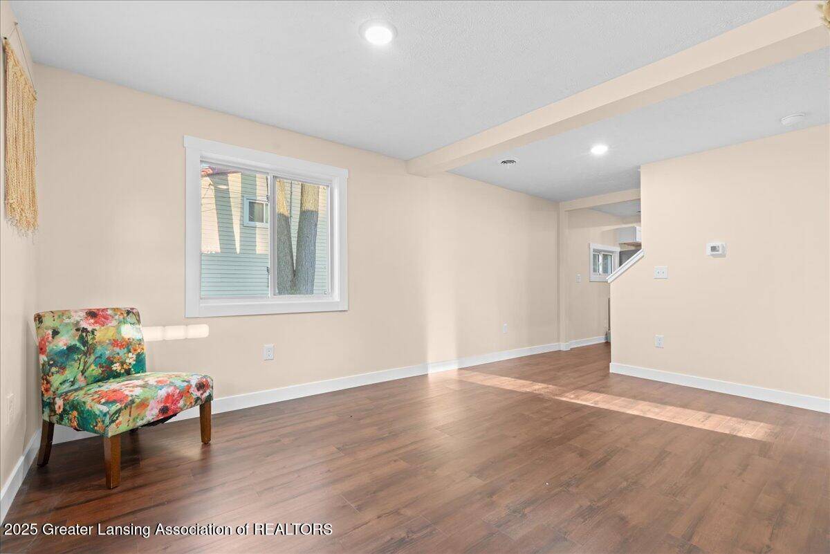 Lansing, MI 48911,2045 Moffitt ST