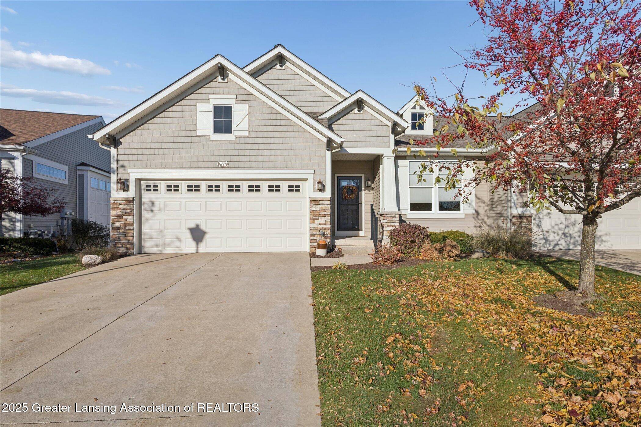 Grand Ledge, MI 48837,7537 Roxborough LN #30